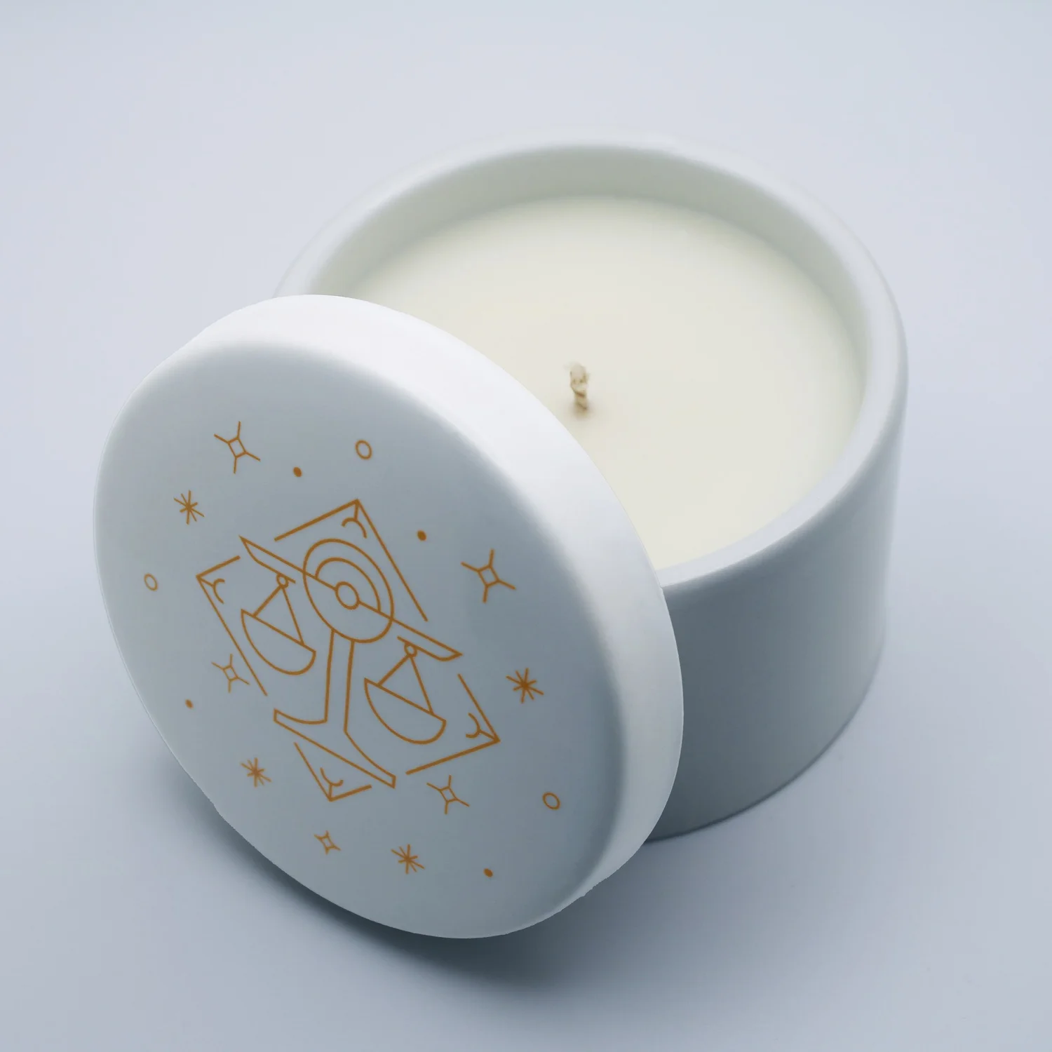 Libra Zodiac Candle — Michigan Midnight Candles