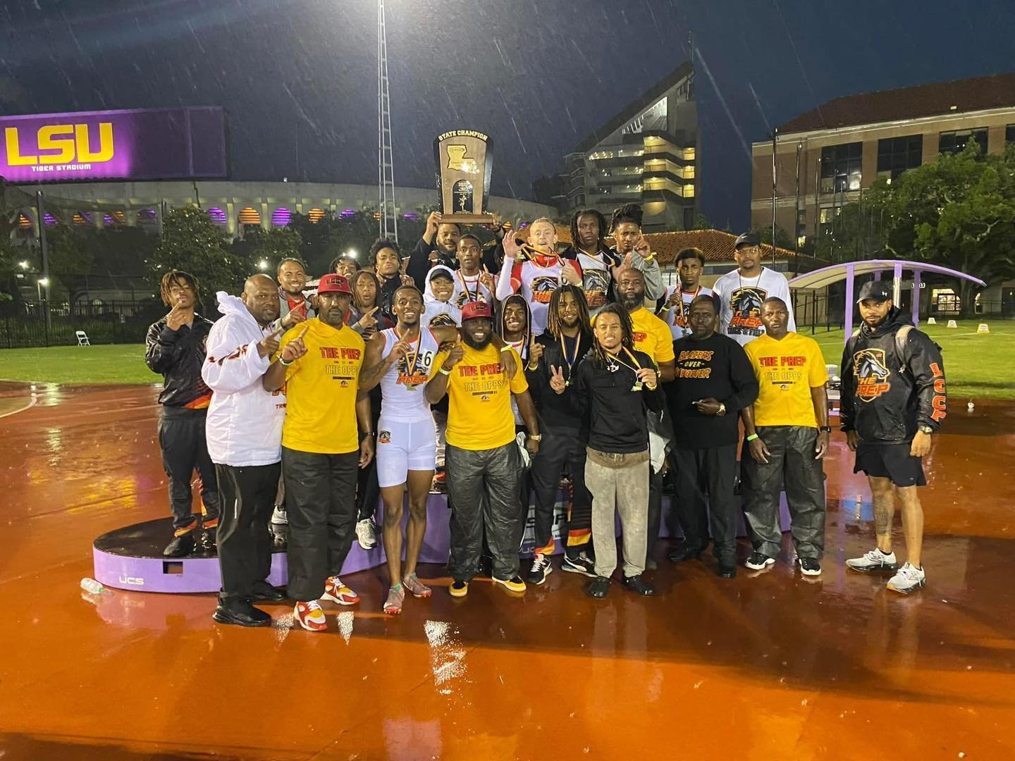 I’ve tried to think of the words to describe this past Friday and even the school year but i’m still in awe. I had the honor and pleasure or working with some of THE BEST young athletes and coaches that our city has to offer, Lake Charles
