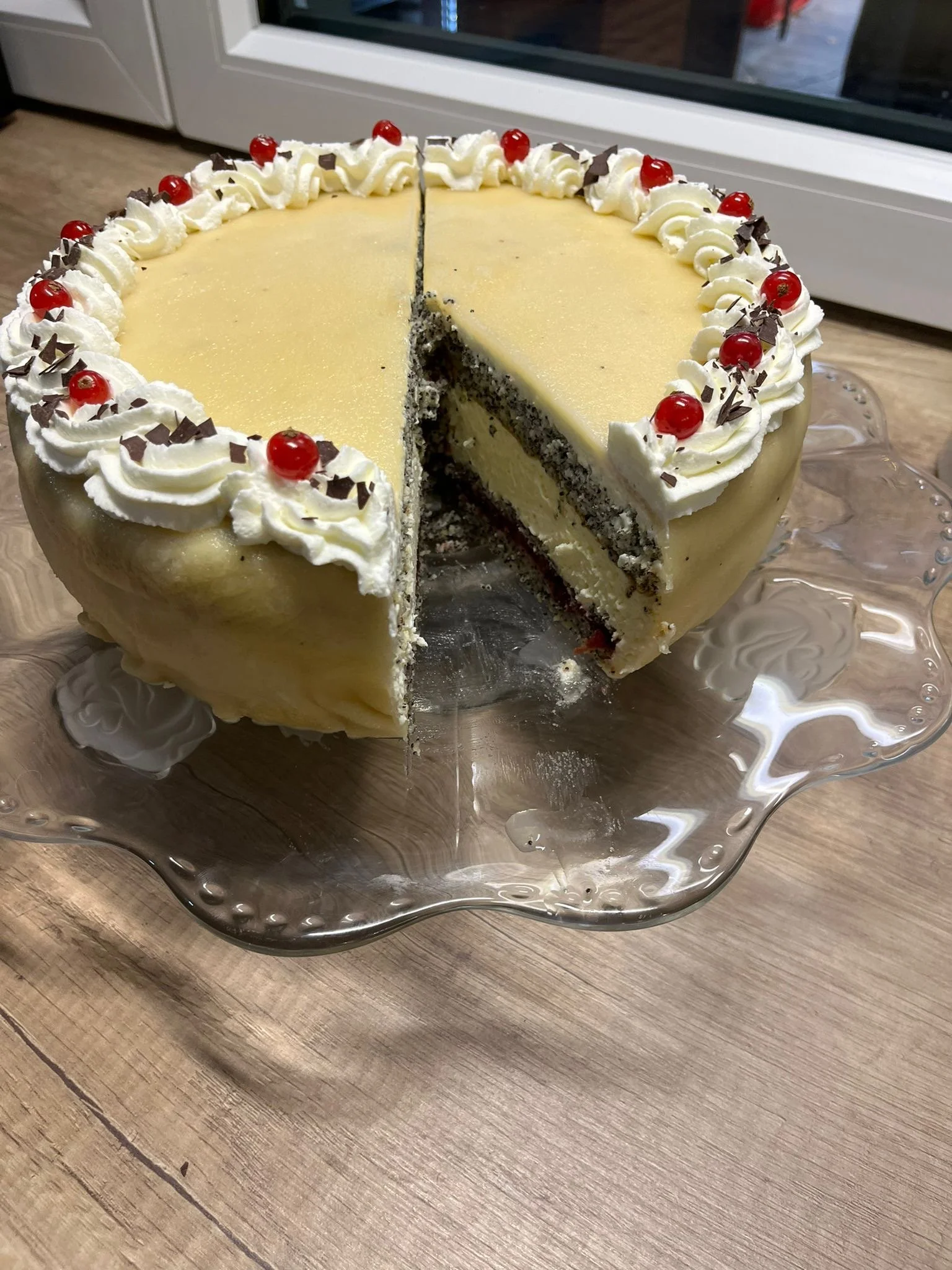 Marzipan-Mohn-Torte
