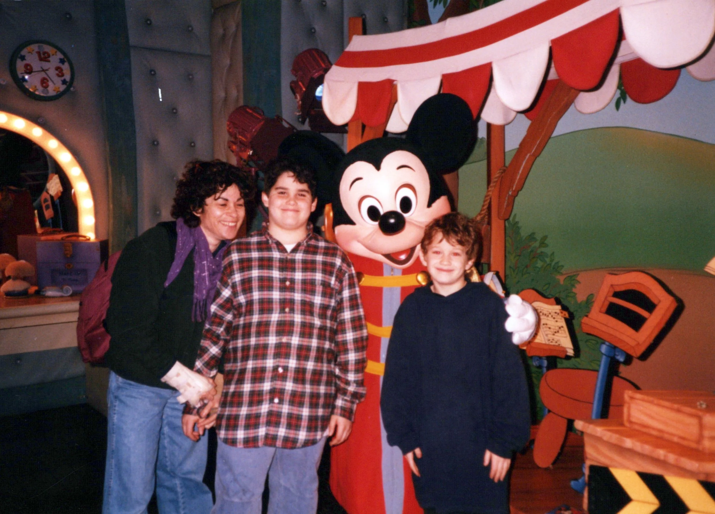 noam_childhood2_0022_a.jpg