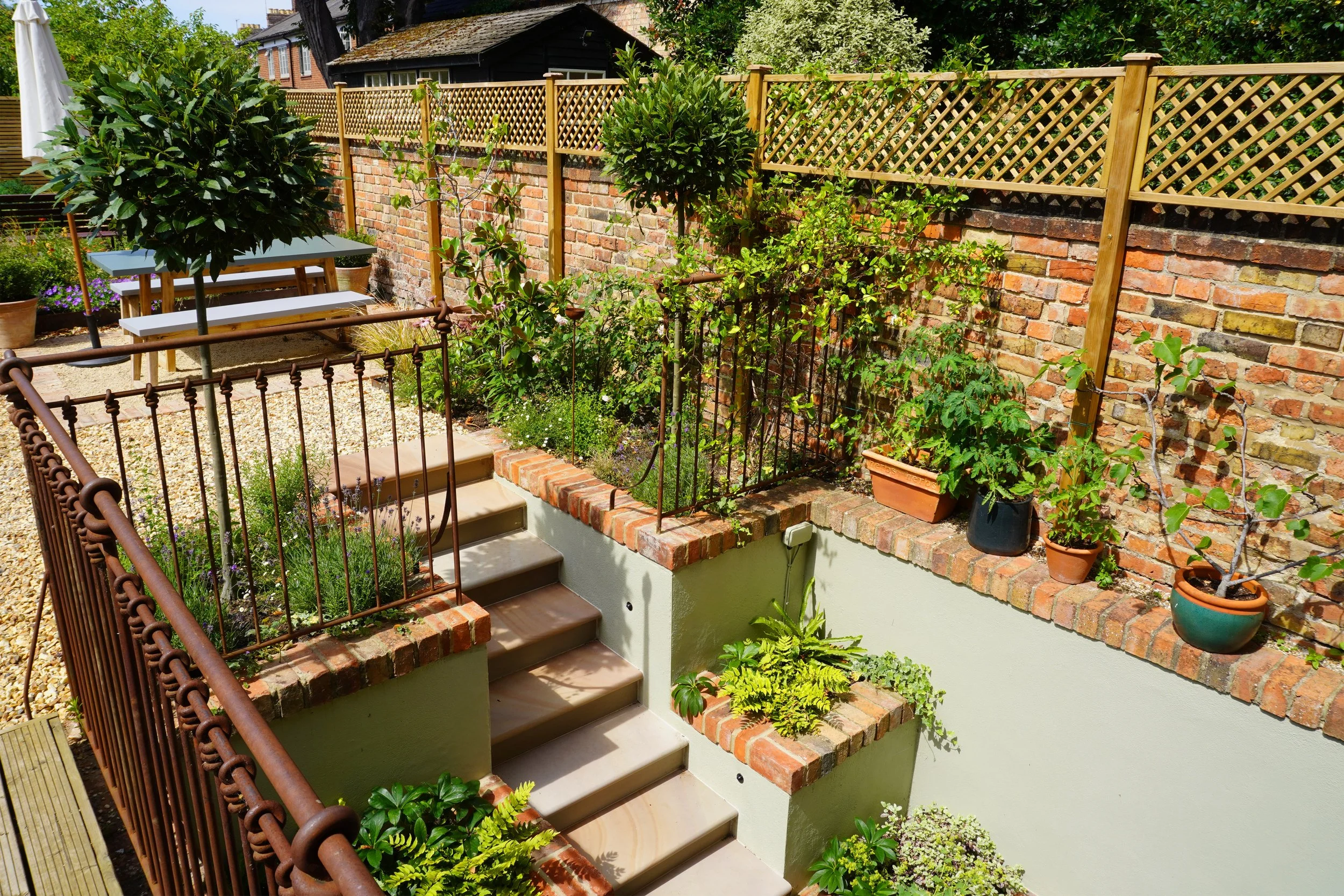 Planting bed