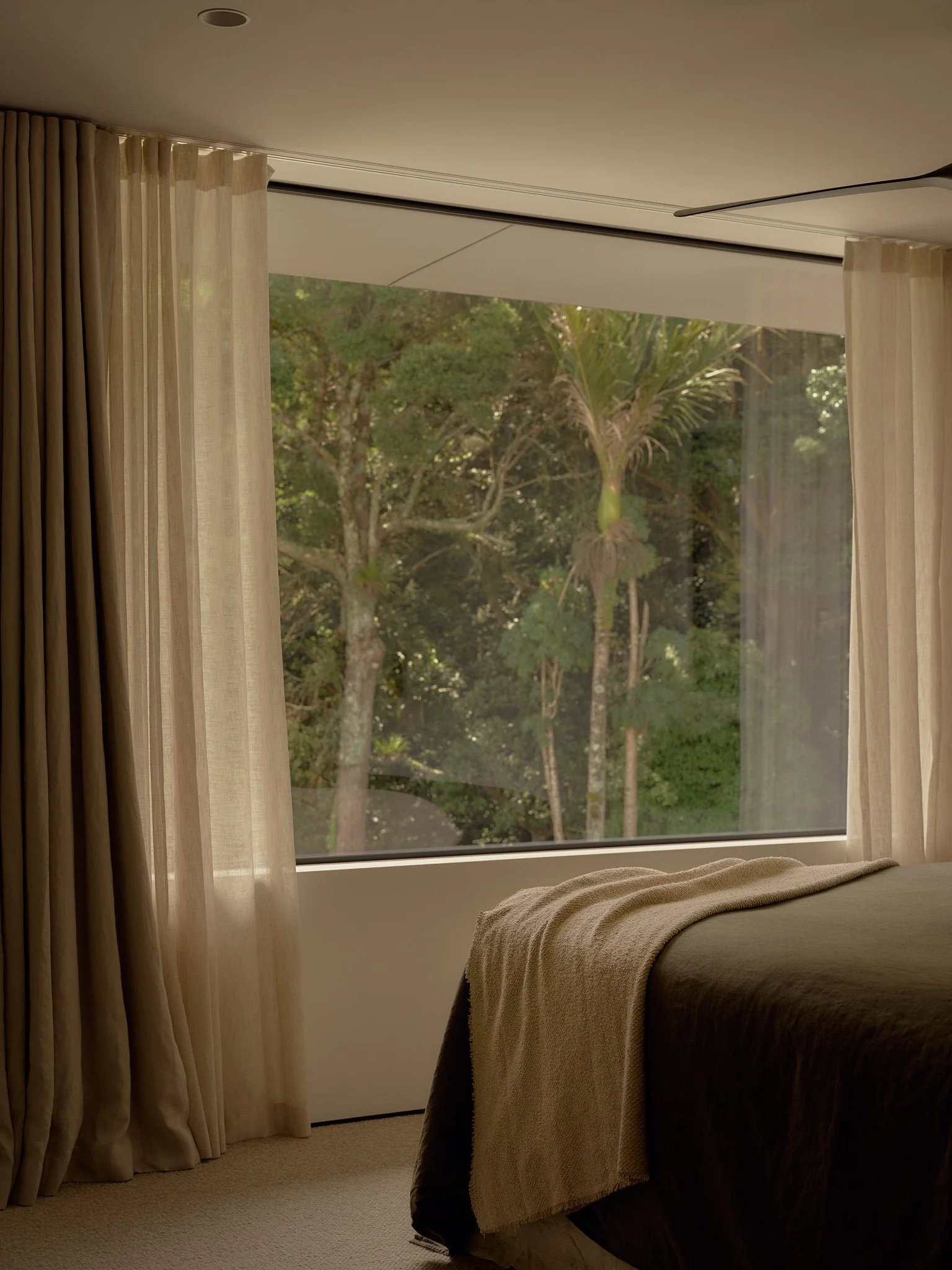 Forest Side Home1663fnl.jpg