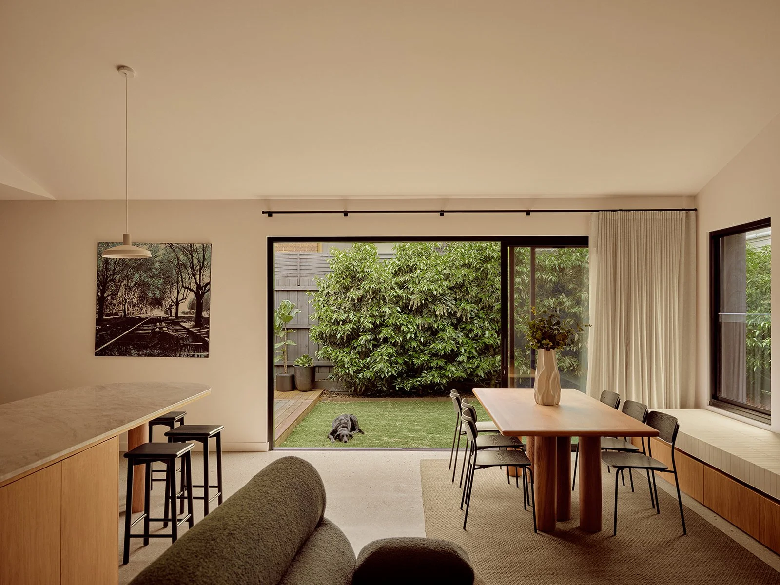 Lady Duneed captured for Pip Johnson Studio & Tricastle Construction