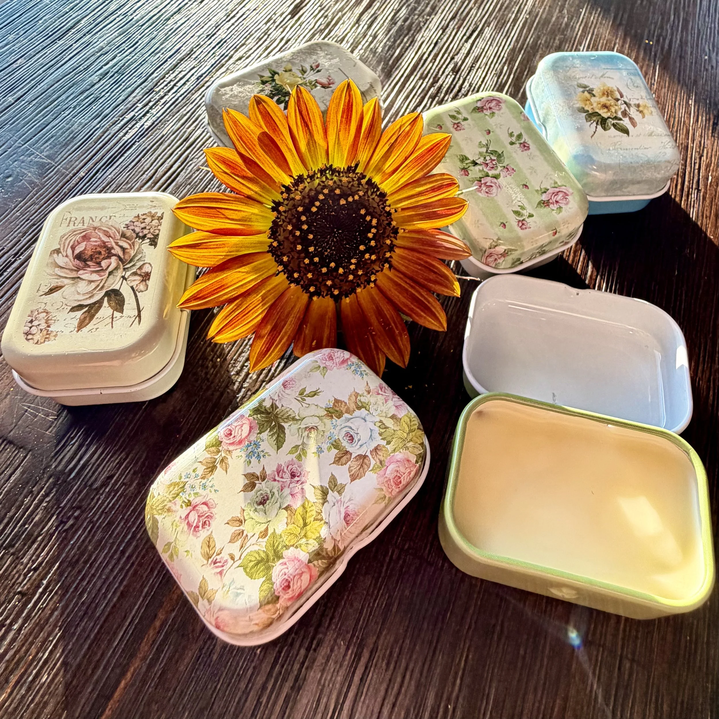 Vintage-Inspired Tin Lip Balms