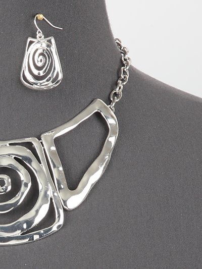 swirlnecklaceset2.jpg