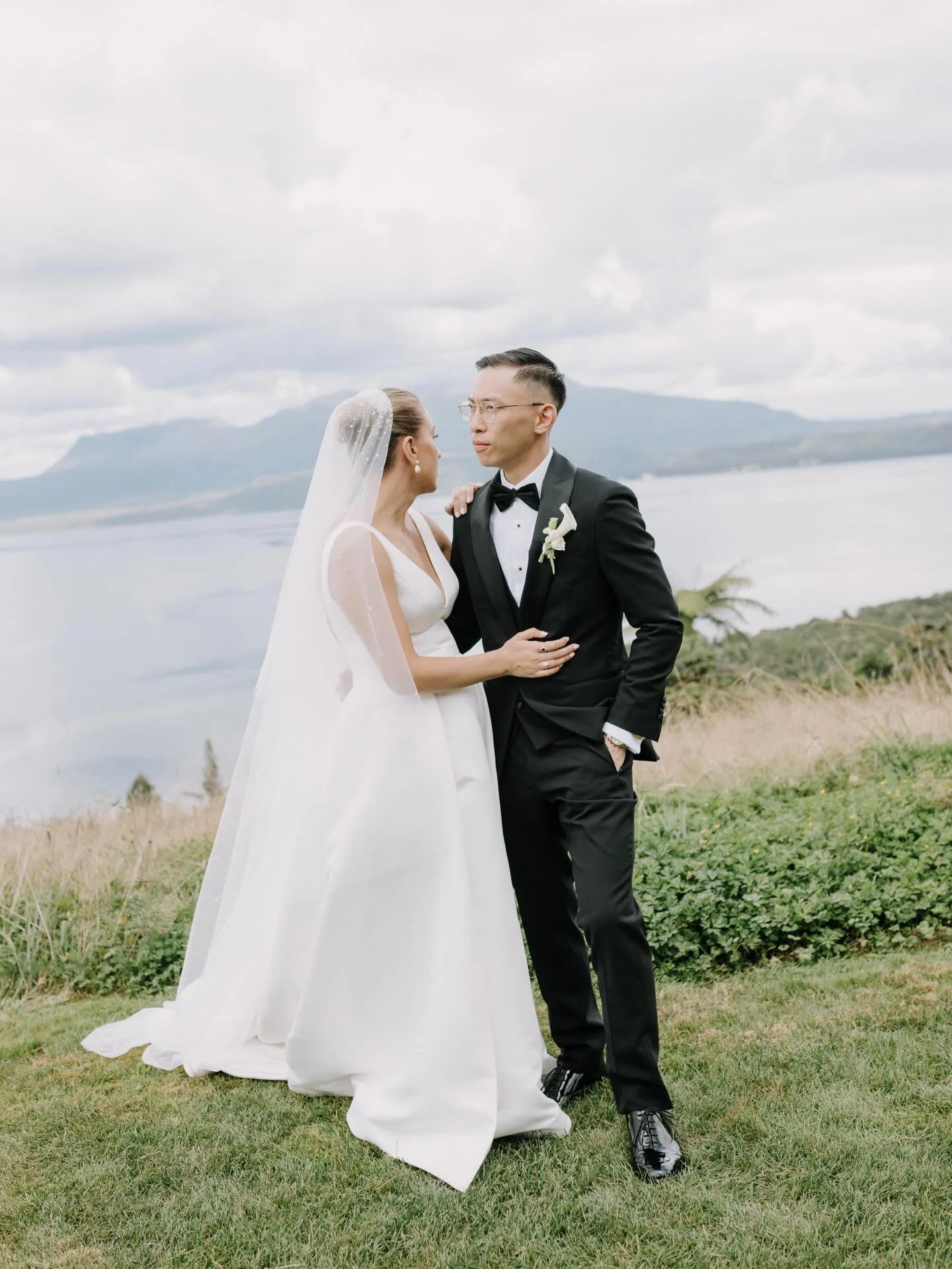 Amalia &amp; Anthony 🤍

Stunning couple, stunning location, stunning day &amp; vendors!

Photographer @ashmuirphoto 
Venue @theblackbarnlaketarawera 
Caterer @creameatery 
Florals @prettywildfloral 
HMU @jadeydruryhair @_beautywith_jayde 
Cake @lucy