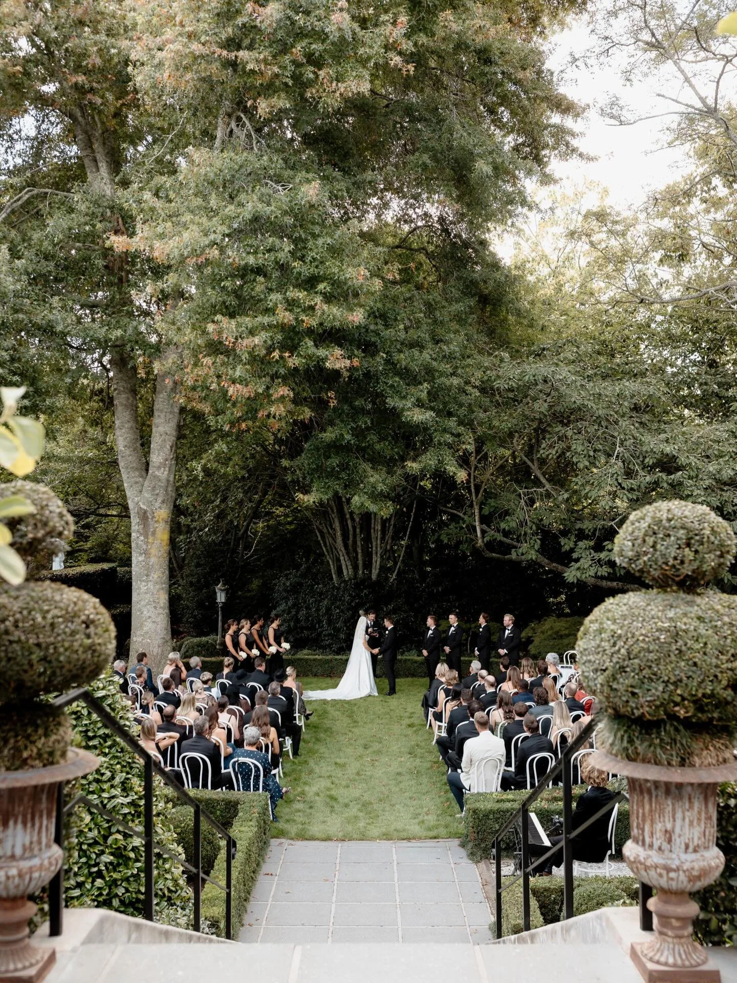 The most lush backyard wedding with Olivia &amp; Isaac 🖤
These two used our Wedding Day Management service- Where we step in behind the scenes to coordinate every detail, manage timelines, liaise with vendors, oversee setup, and handle any last-minu