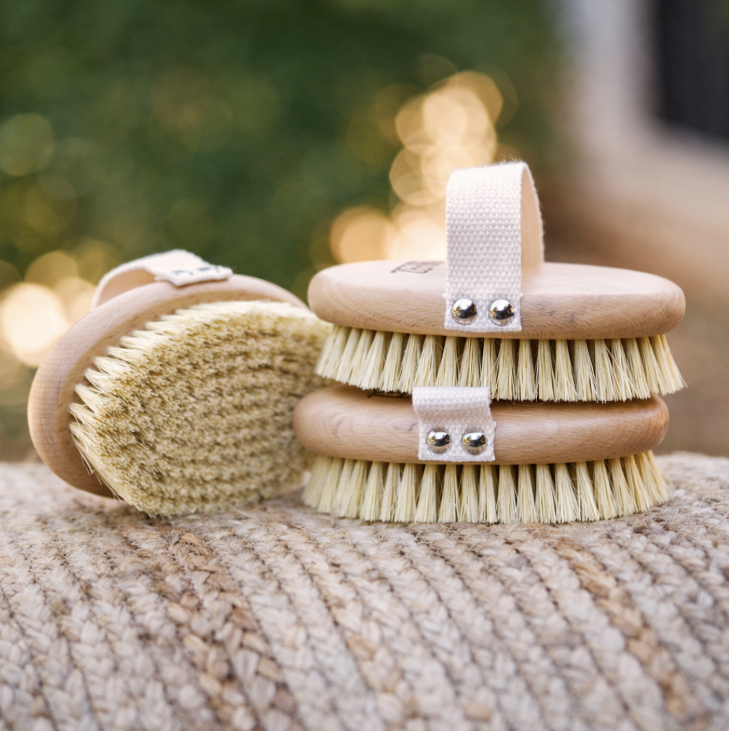 Dry Brush | Beechwood + Sisal