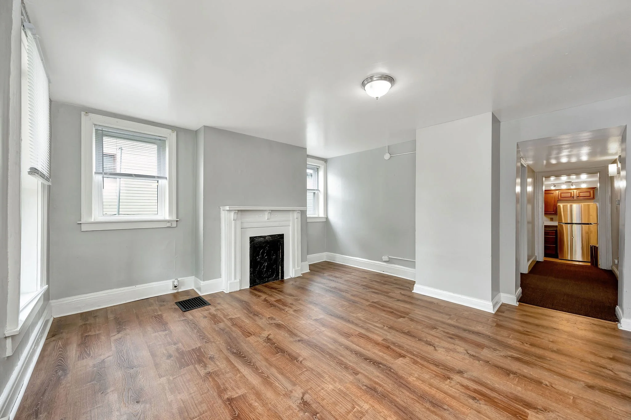 3b_121 Main Living 3.jpg