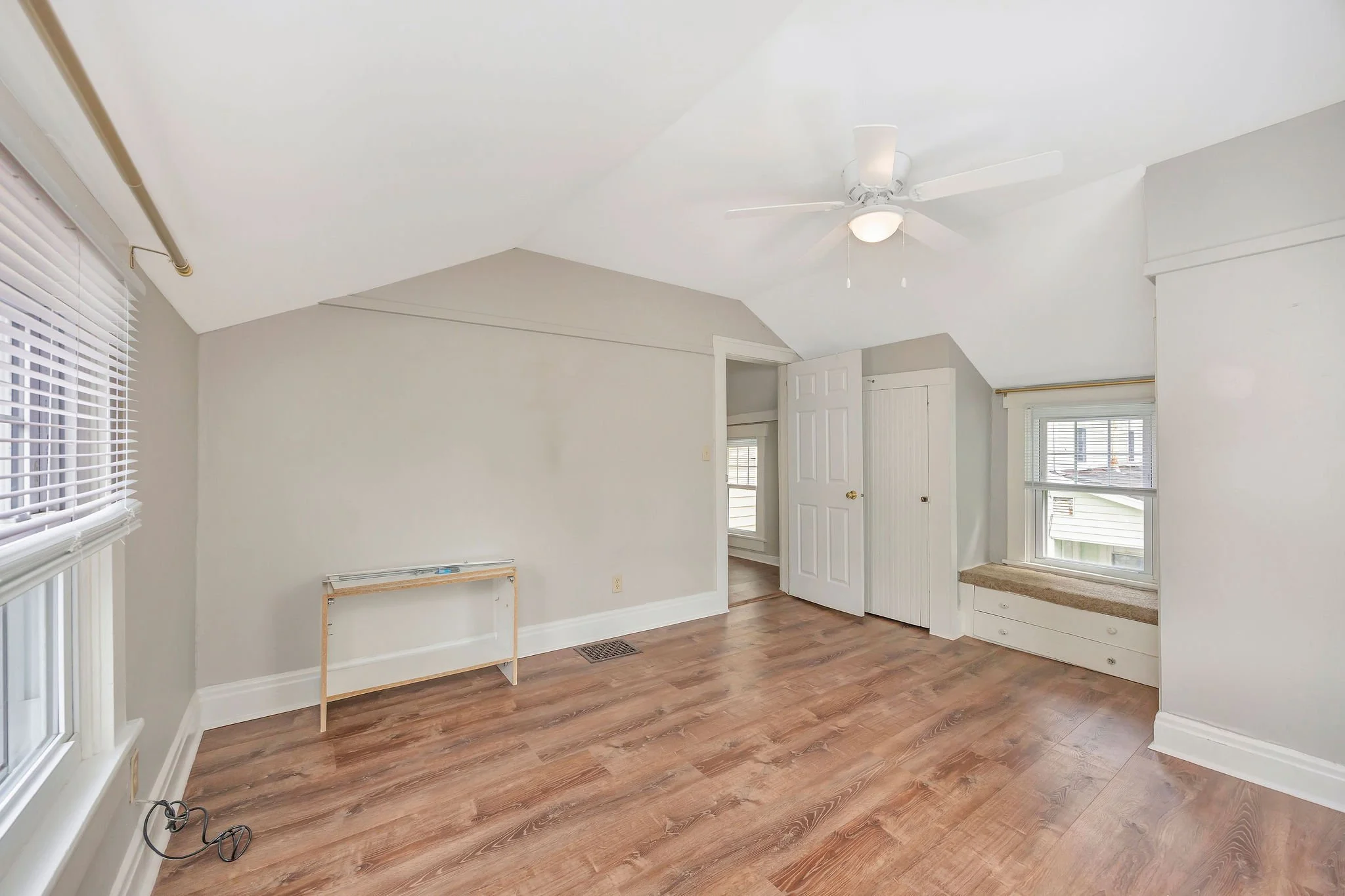17a_Bedroom 3.jpg