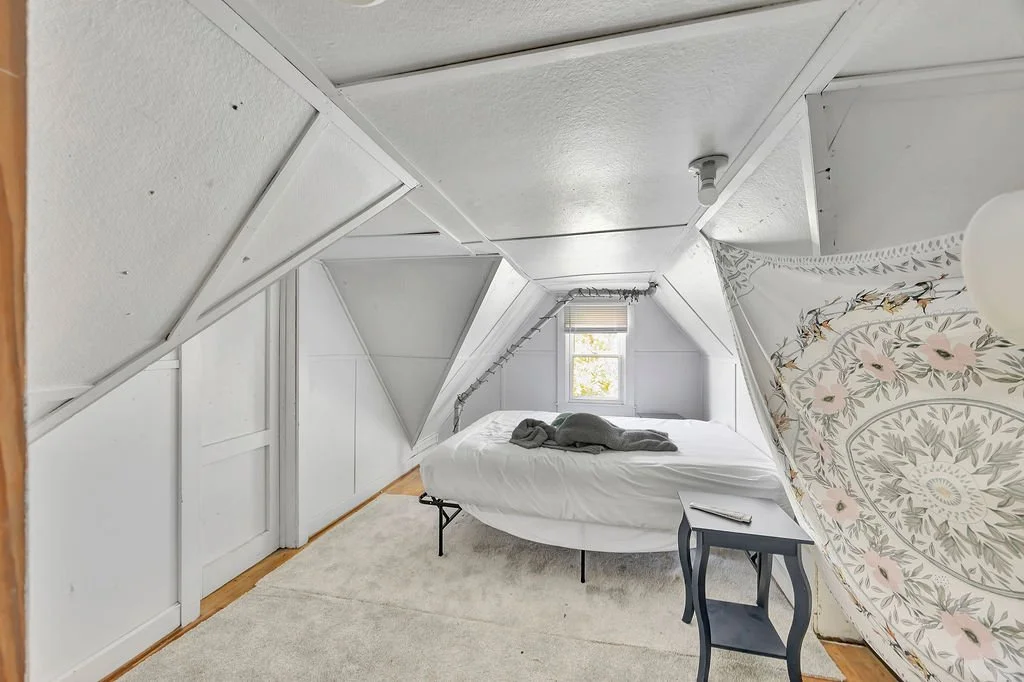 18_Bedroom 3.jpg