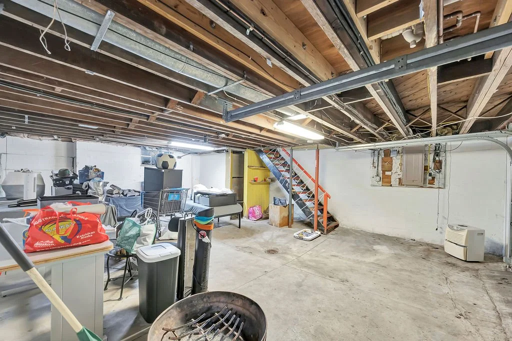 19_Garage 1.jpg