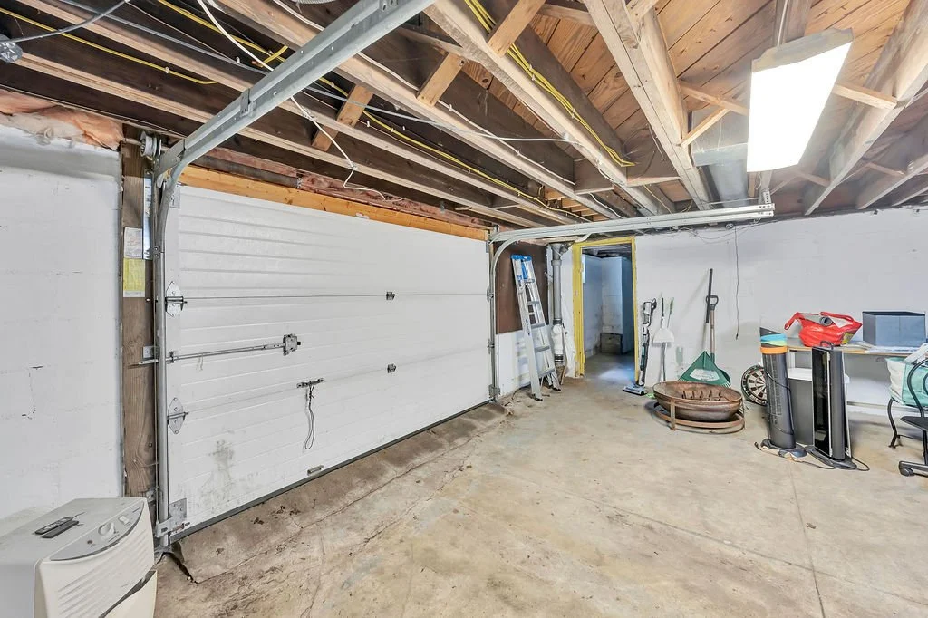 20_Garage 2.jpg