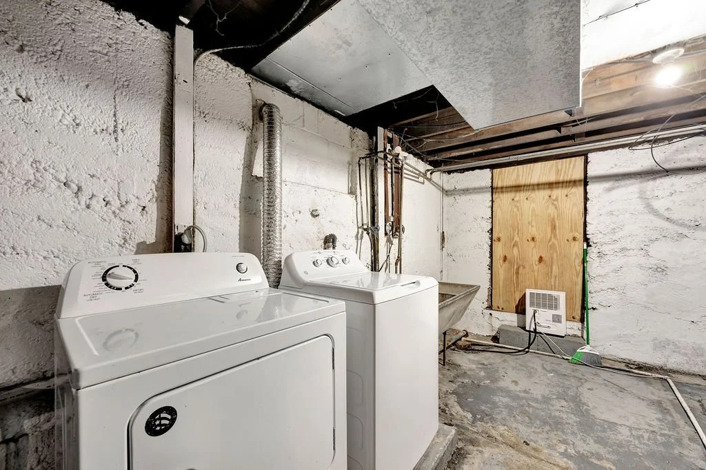 14_214 S Poplar Laundry.jpg