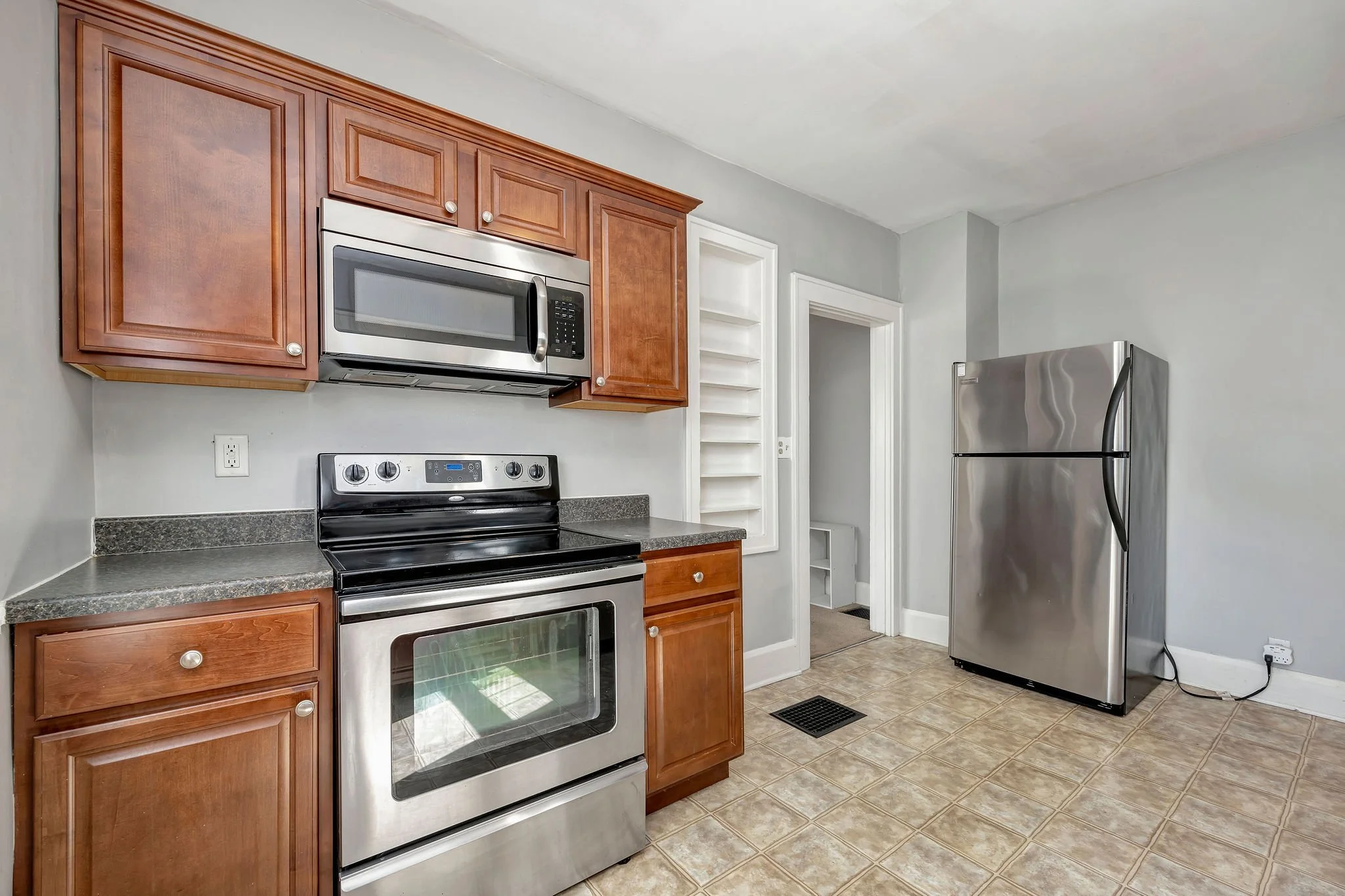 3b_26 E Vine Kitchen.jpg