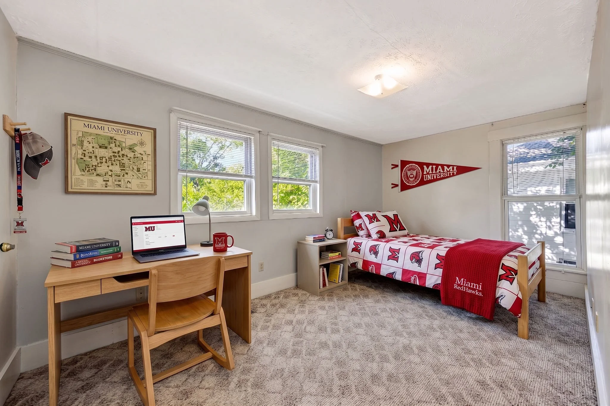 13a_108WVine Bedroom 1.jpg