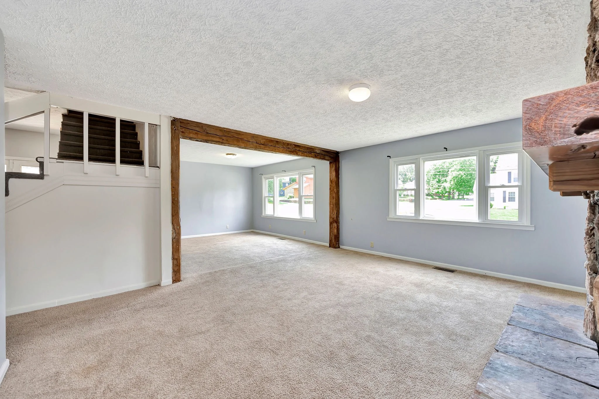 2b_130 W Vine Interior.jpg