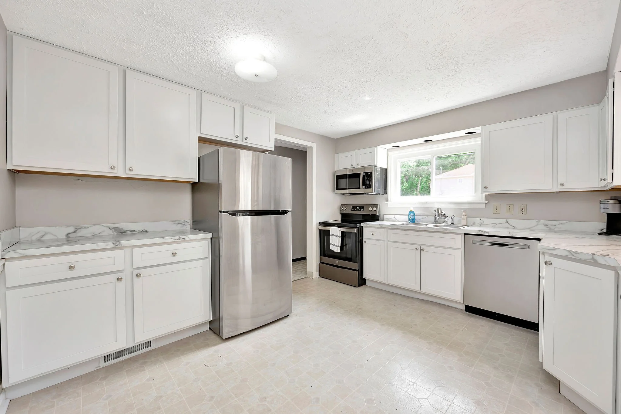3_130 W Vine Kitchen.jpg