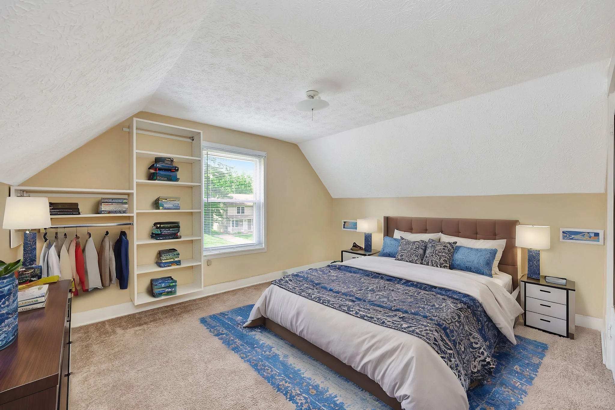 4_130 W Vine Bedroom.jpg