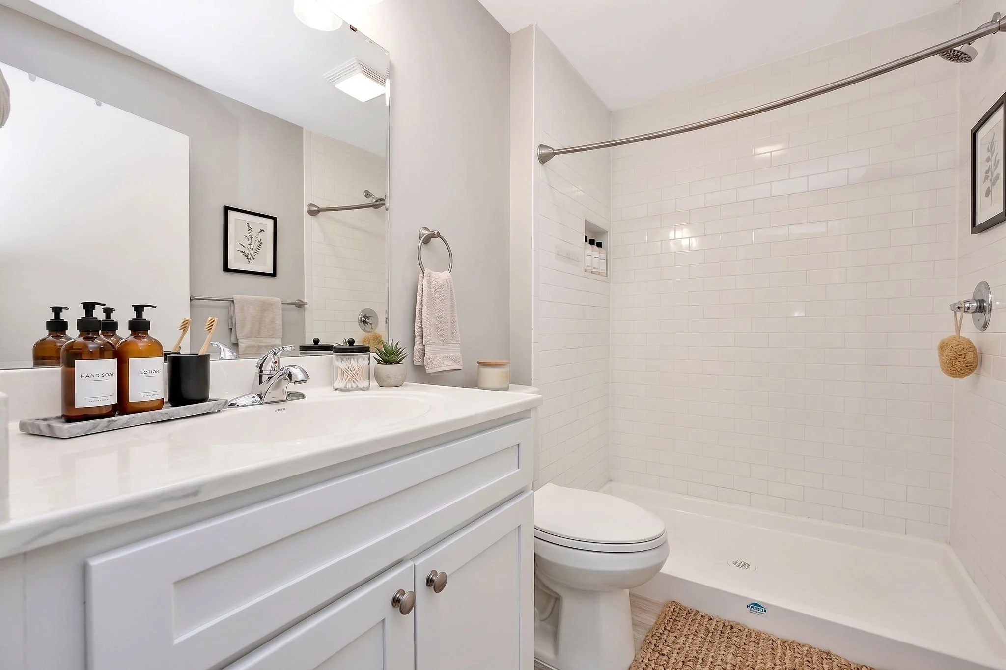 5_130 W Vine Bathroom.jpg