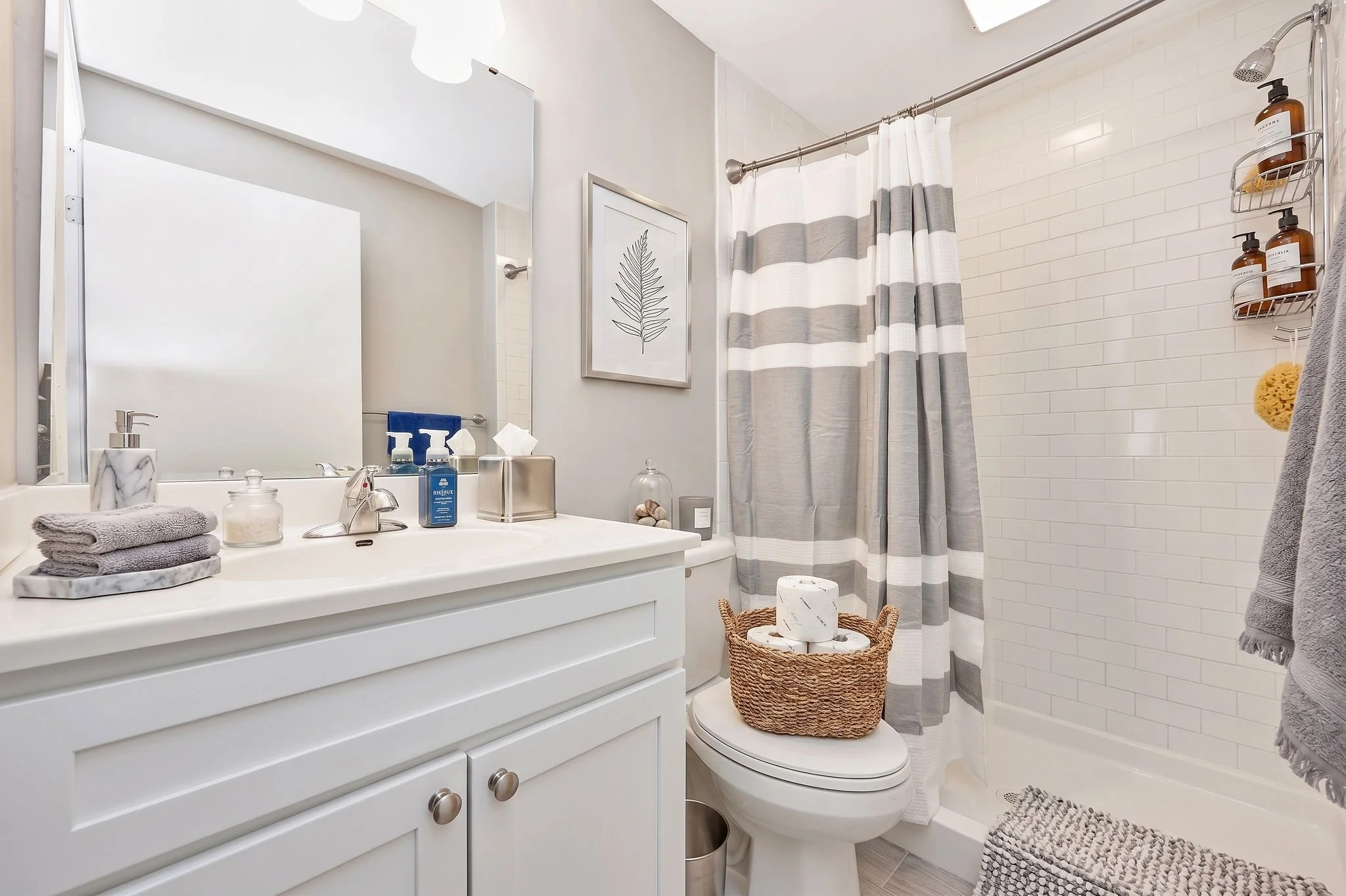 7_130 W Vine Bathroom.jpg