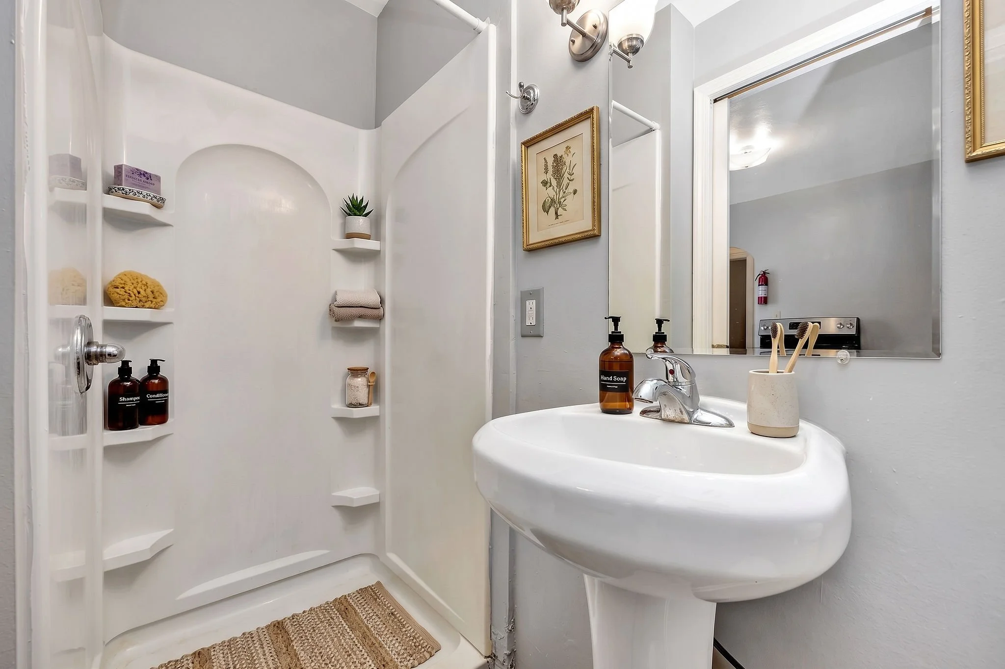 8_113 W Collins Bathroom.jpg