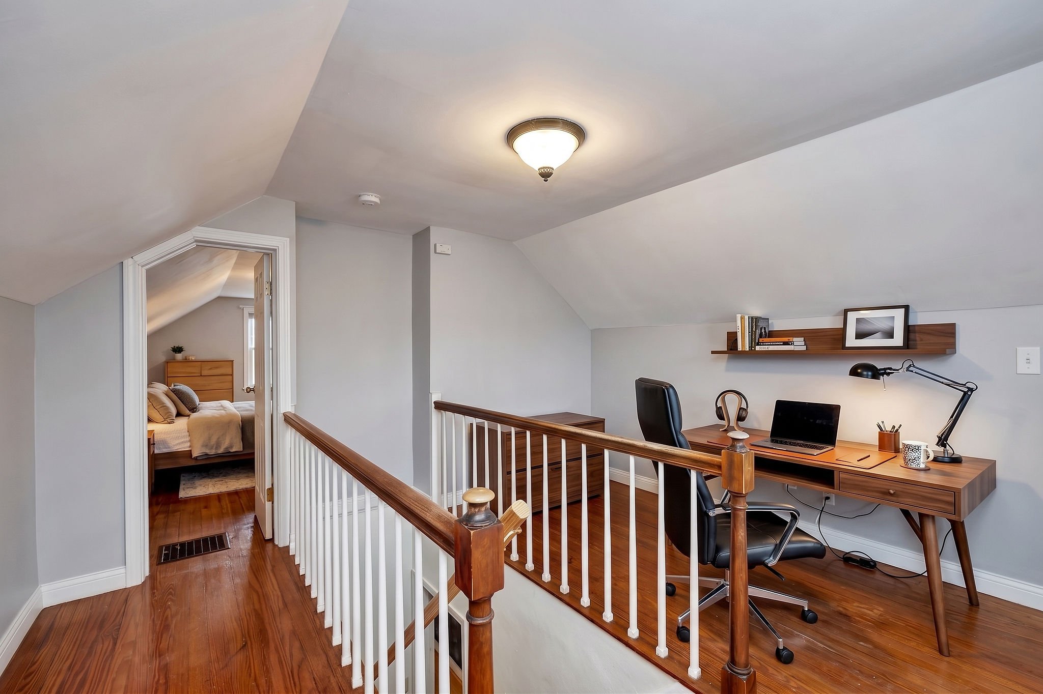 9_113 W Collins Loft.jpg