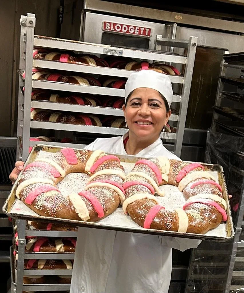 mari bread chirstmas.JPG