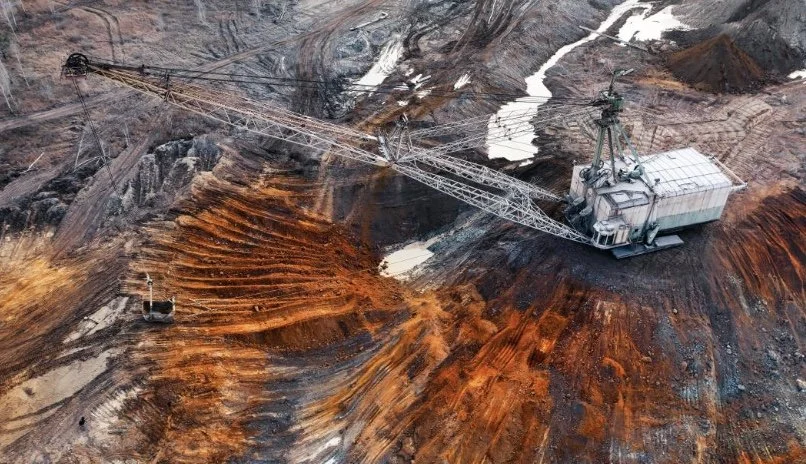 Topic Analysis: China Resource Extraction