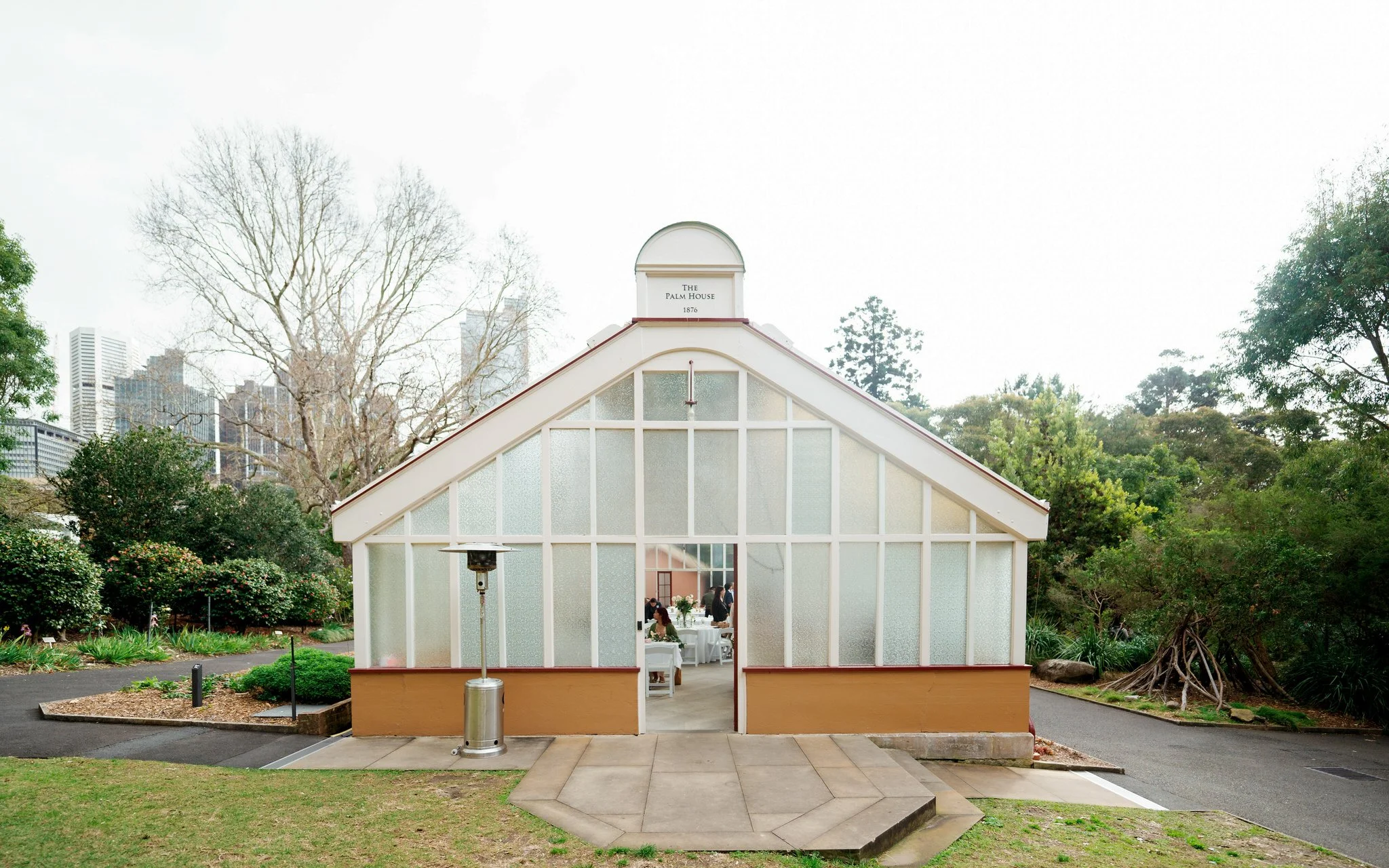 Palm House Exterior Wedding Reception – Botanic Garden Sydne