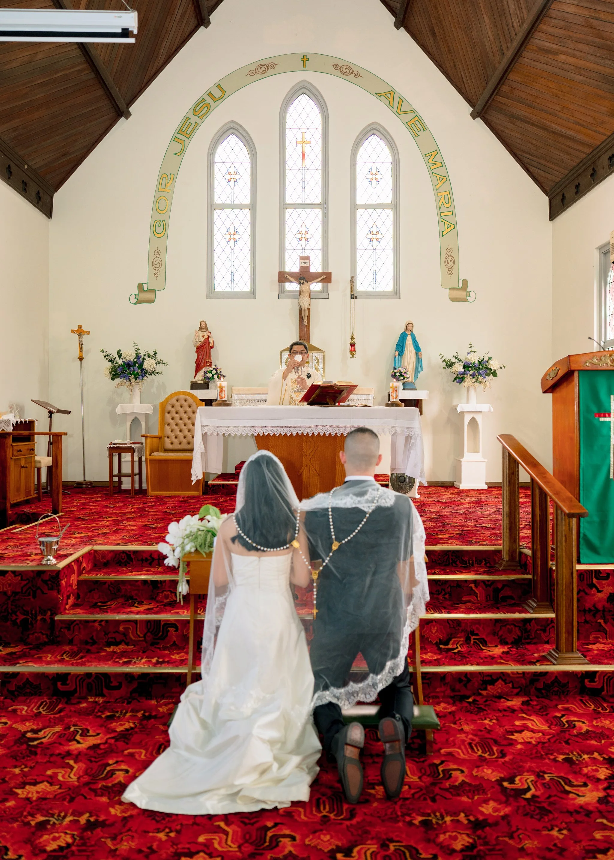 Veil and cord wedding ritual