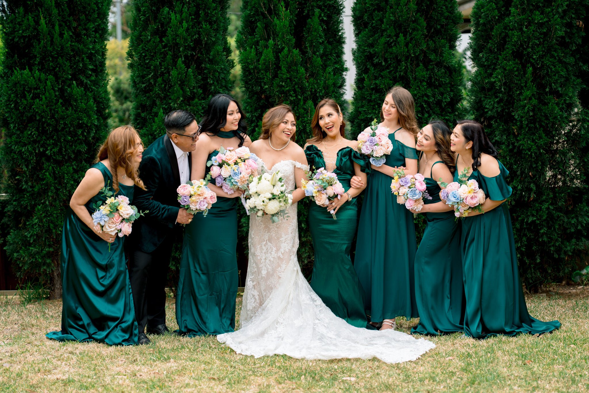 Angelo’s Cabarita bridal party portrait