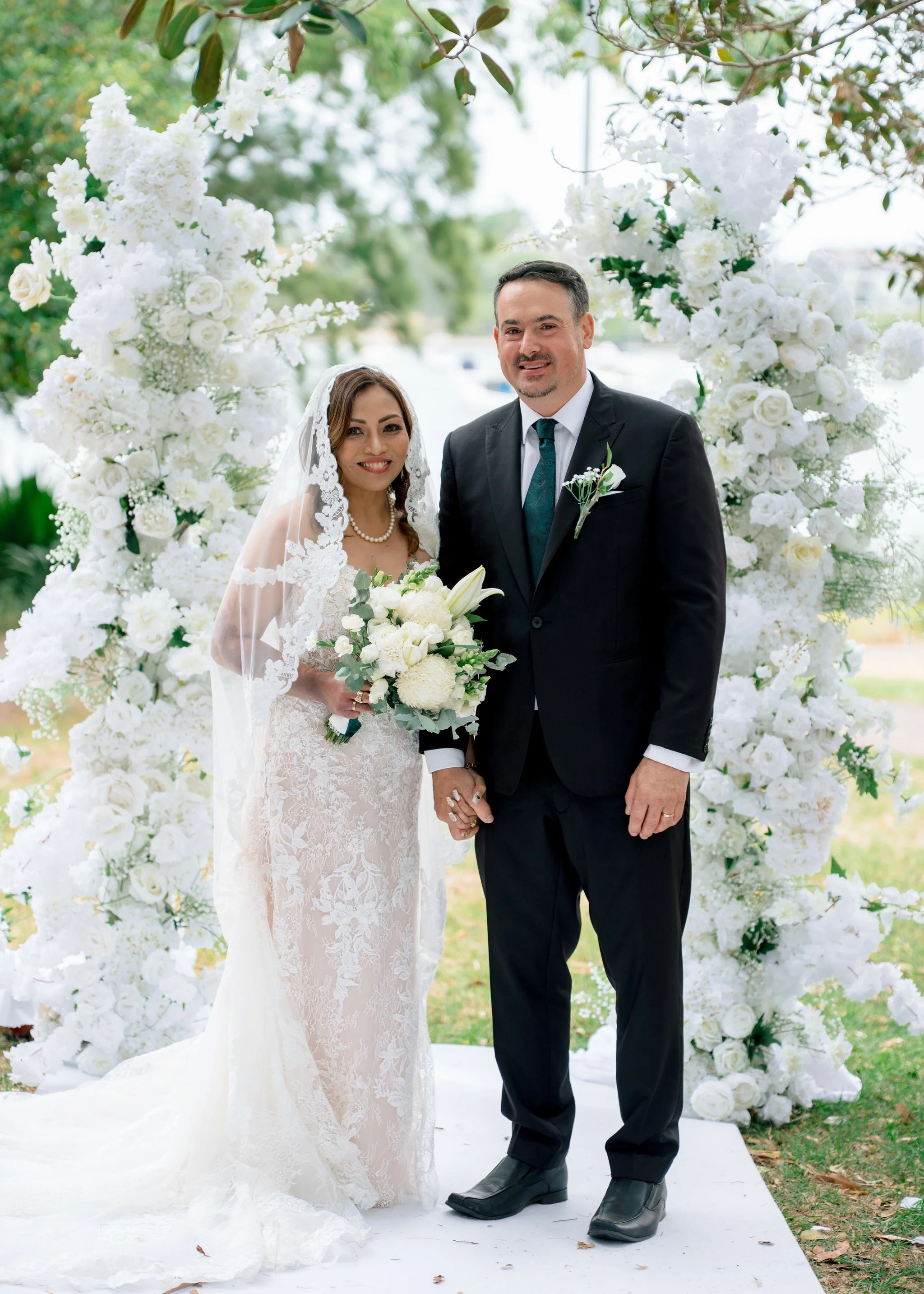 Angelo’s Cabarita ceremony couple portrait