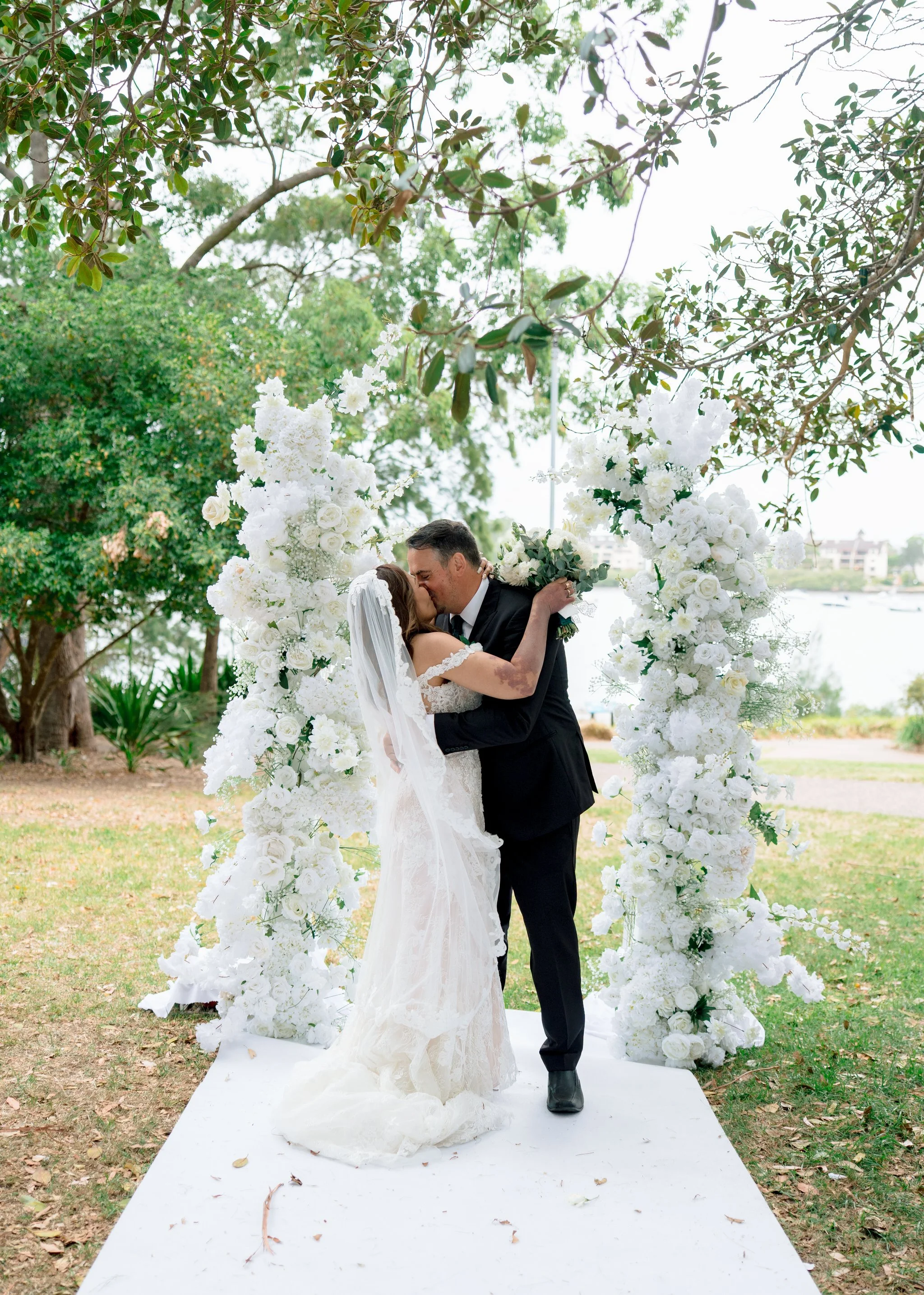 Angelo’s Cabarita ceremony kiss