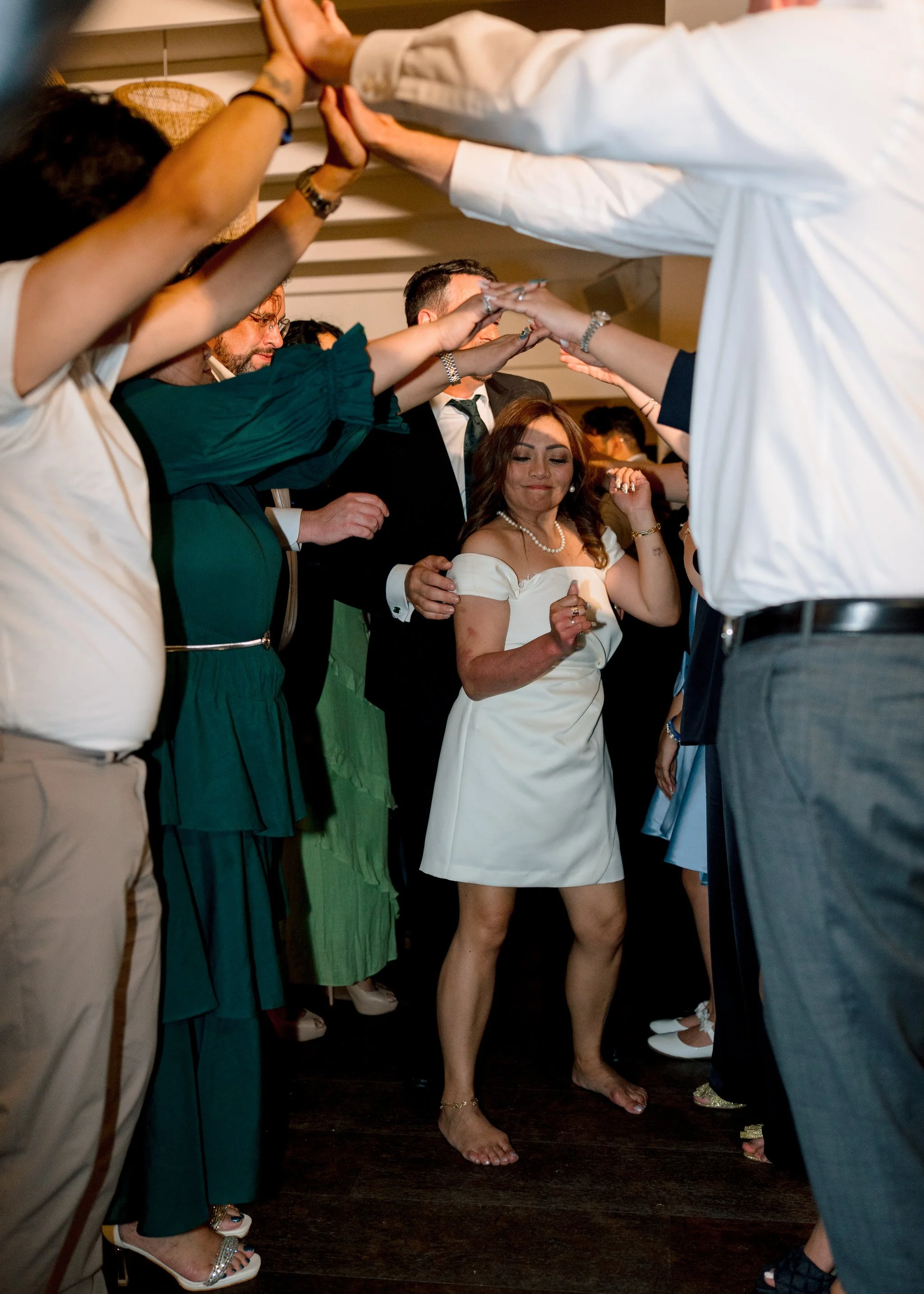 Angelo’s Cabarita wedding reception dancing