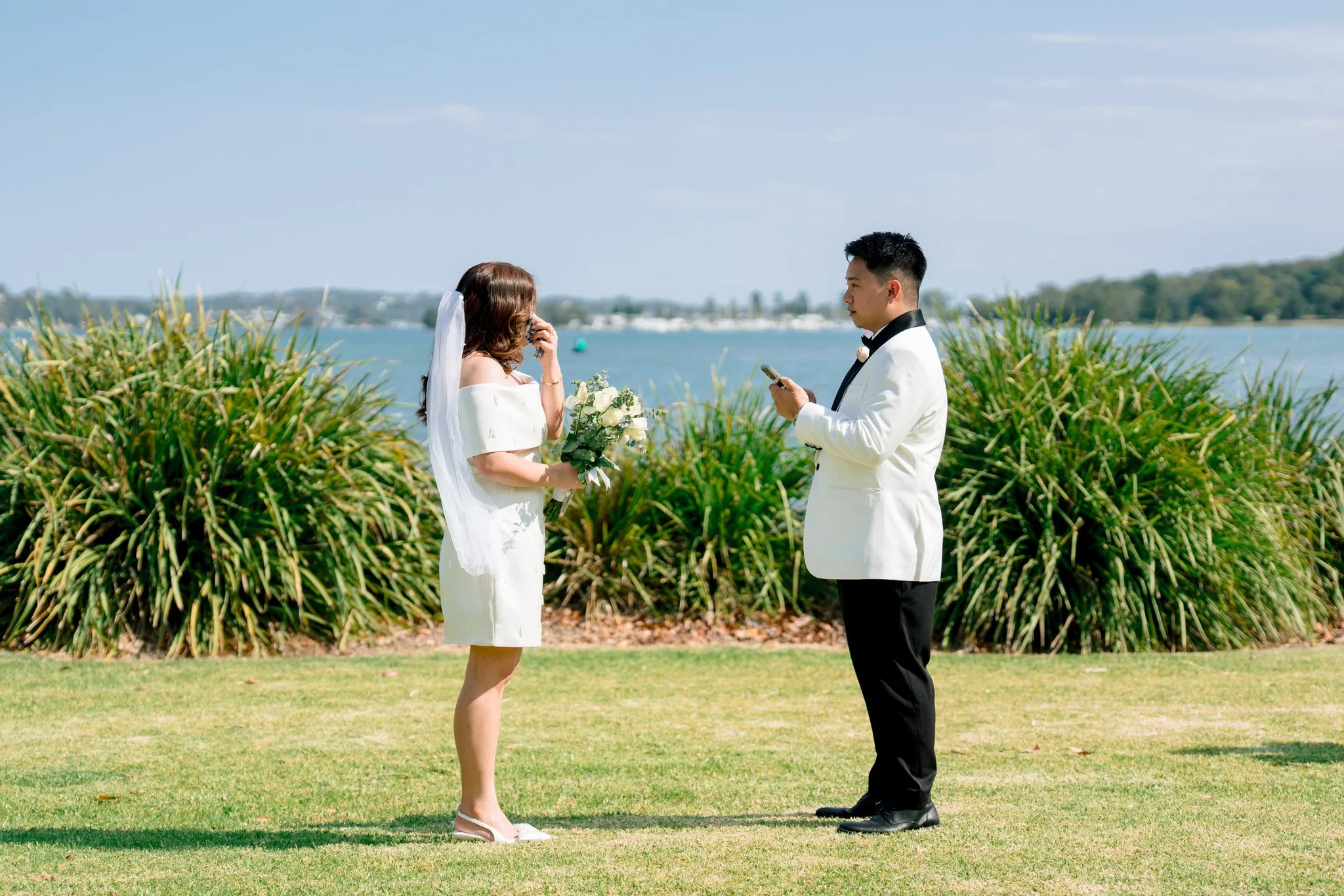 Speers Point Park Wedding Ceremony by the Lake