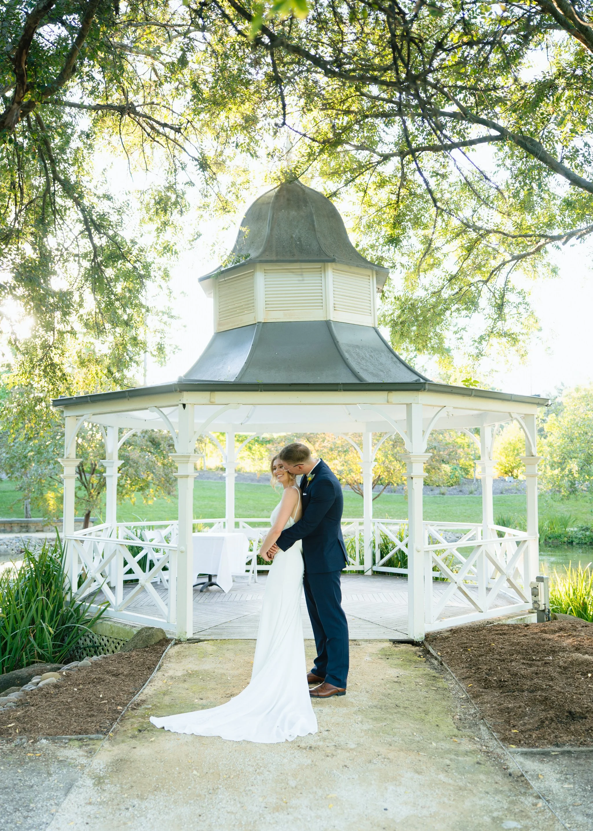 A natural groomsmen portrait at Hunter Valley Gardens in Pokolbin. I keep these moments simple so personalities come through without forcing poses.
