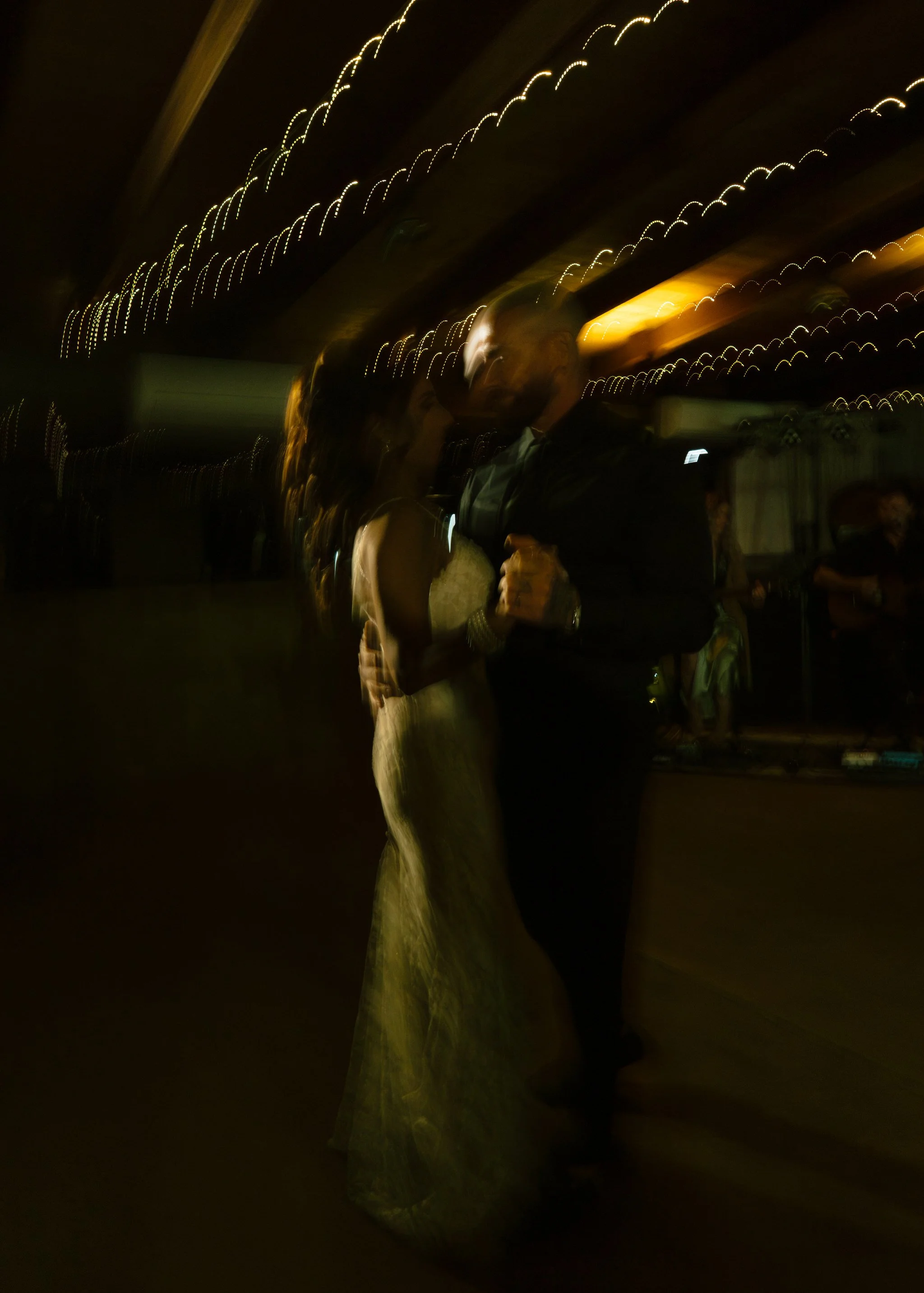 creative-first-dance-photo