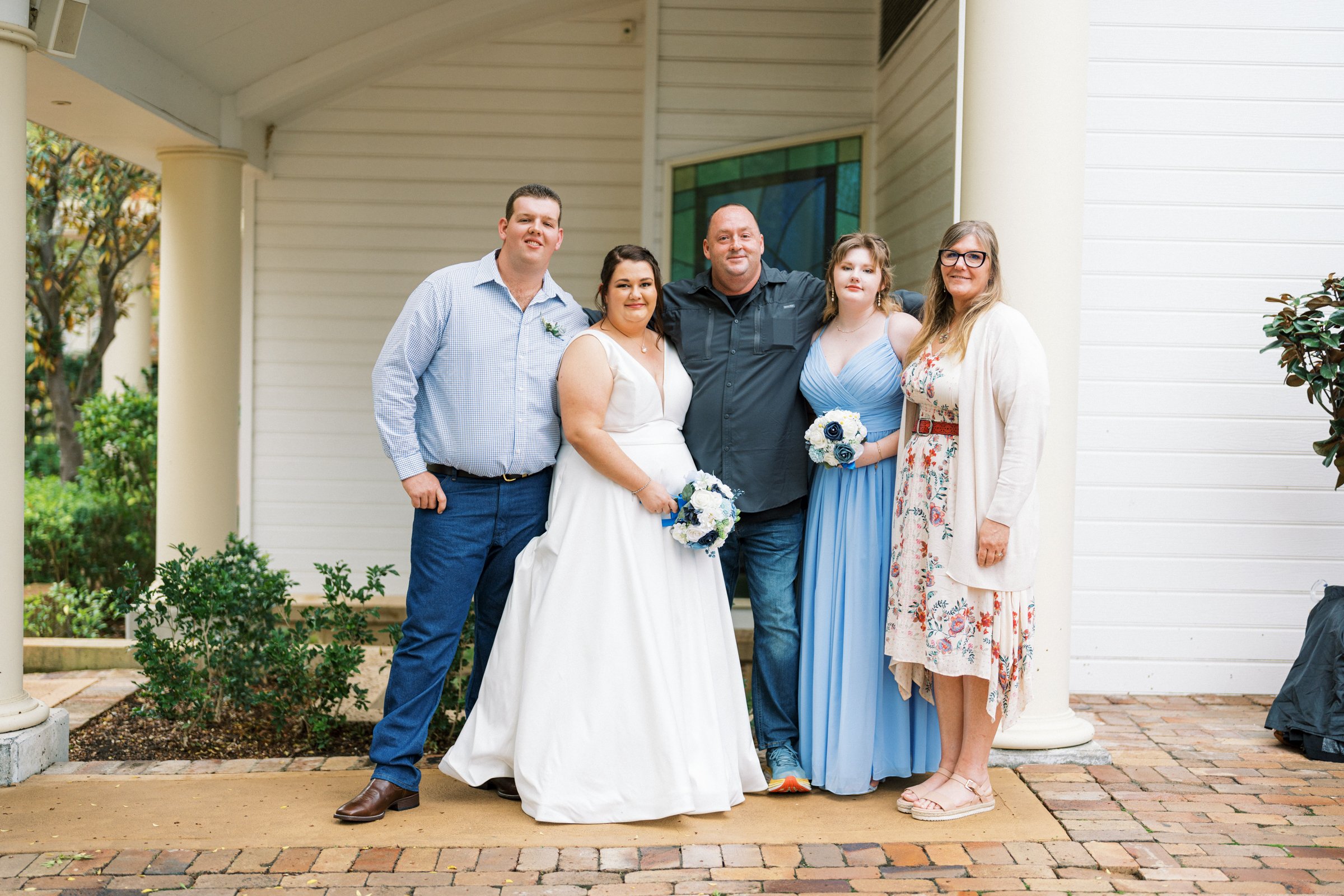 family photos wedding day-30.jpg