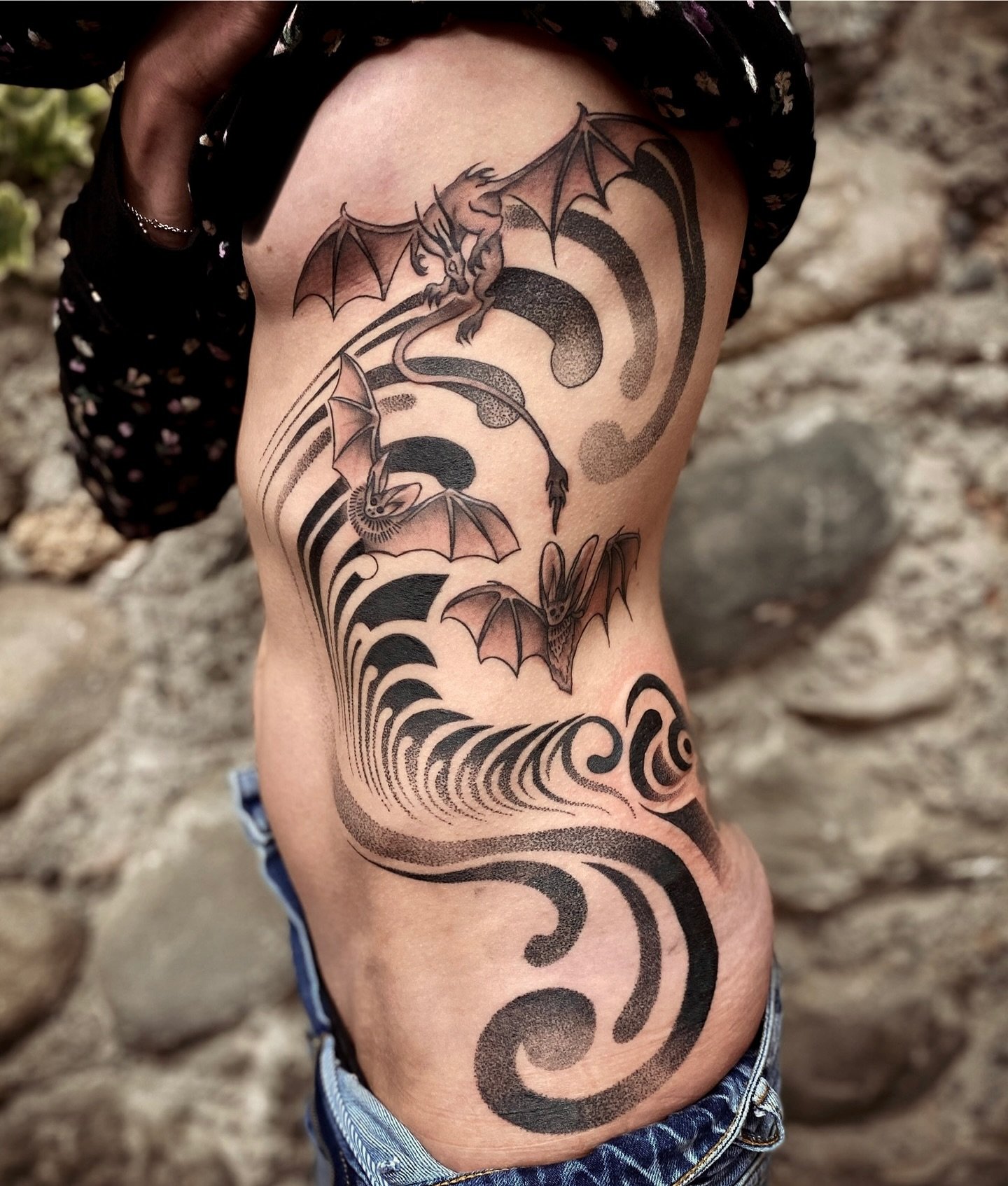 Rip banger for Melanie. Thank you, was a pleasure to meet you!

Tattoo by @elias.samuel.artist 

For appointments and/or information just visit
www.goldenhearts-tattoo.de
&mdash;&mdash;&mdash;&mdash;&mdash;&mdash;&mdash;&mdash;&mdash;&mdash;&mdash;&m