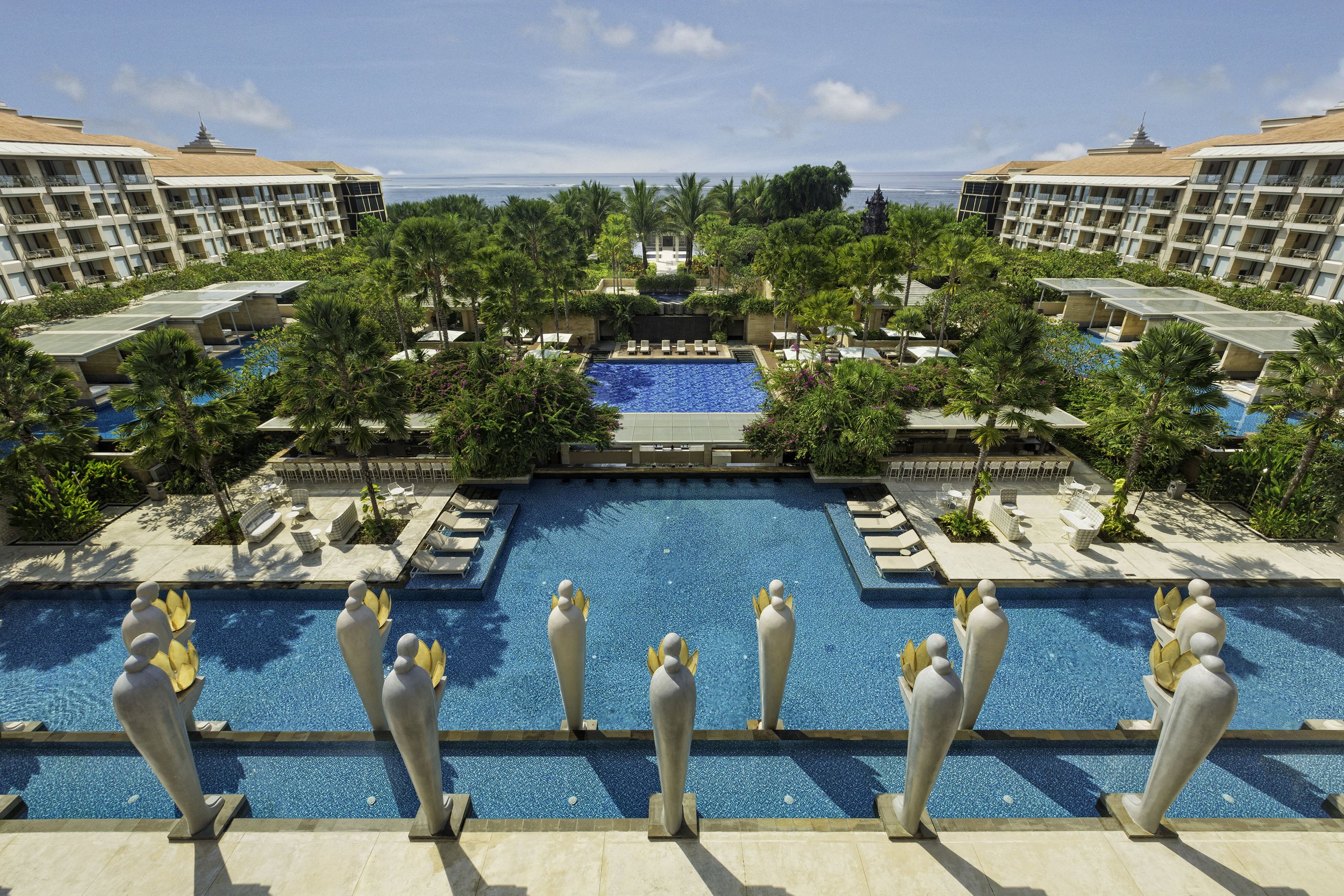 Ladies Courtyard-midres.jpg