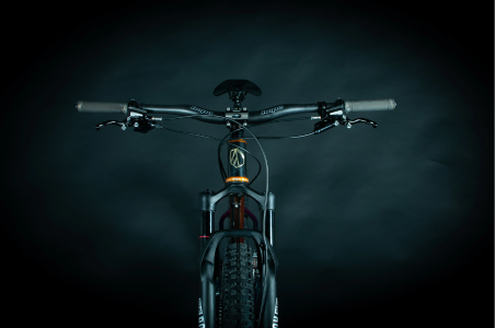Bike product shot font on.png