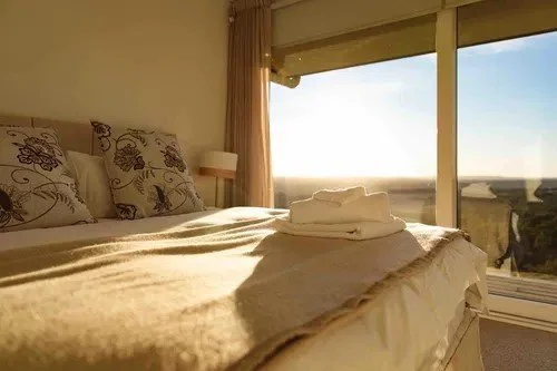 MasterBed.jpg