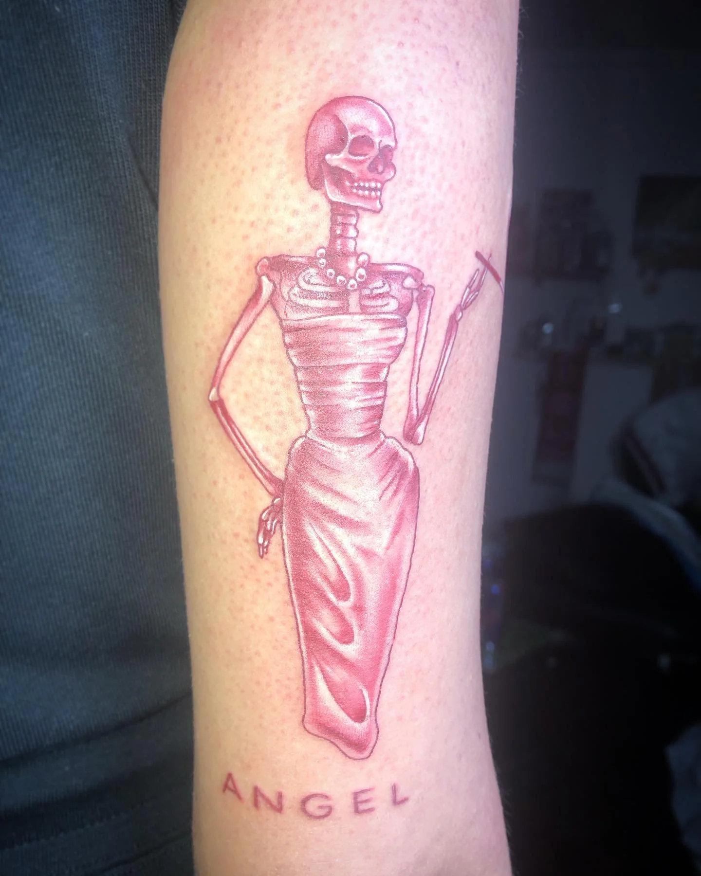 Lady in red  #allredtattoo #allredtattoos #skeleton #skeletontattoo #tattoos #inked #ink #tattooshop #tattoartist
