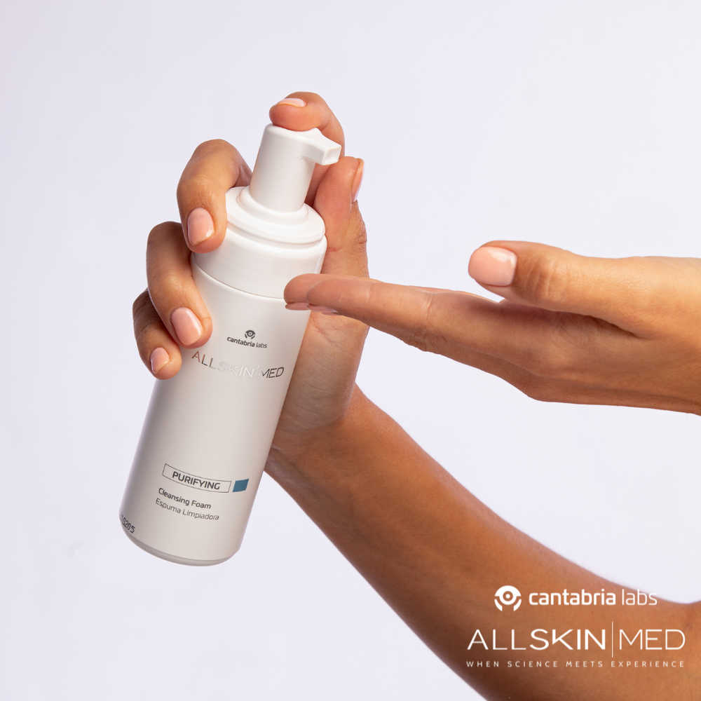 Skincare Consultation at AesthetiSKN