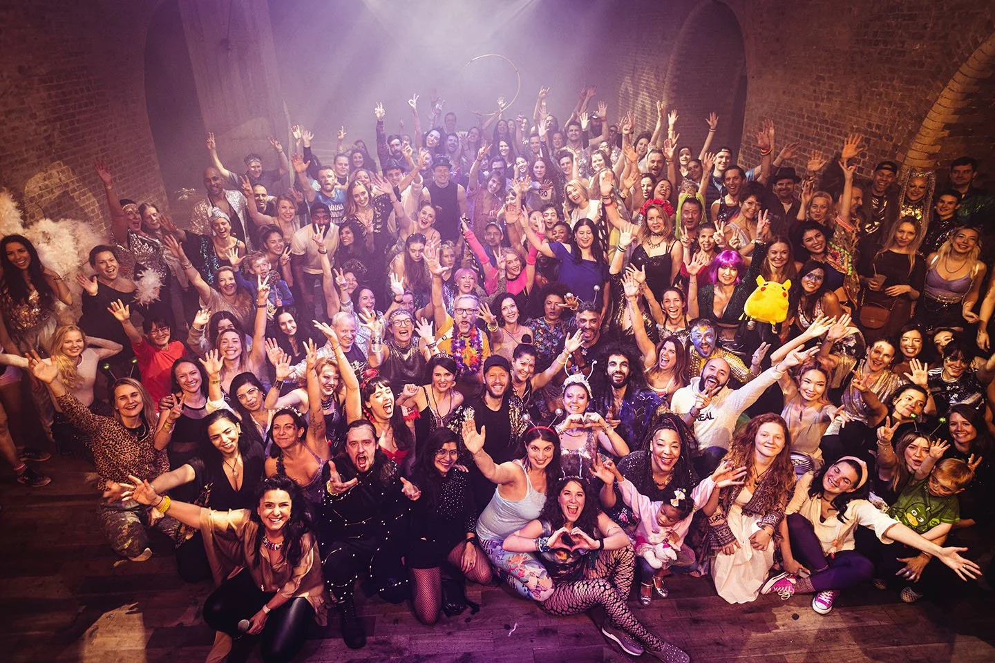 Soft clubbing i mekani oblici kontrole