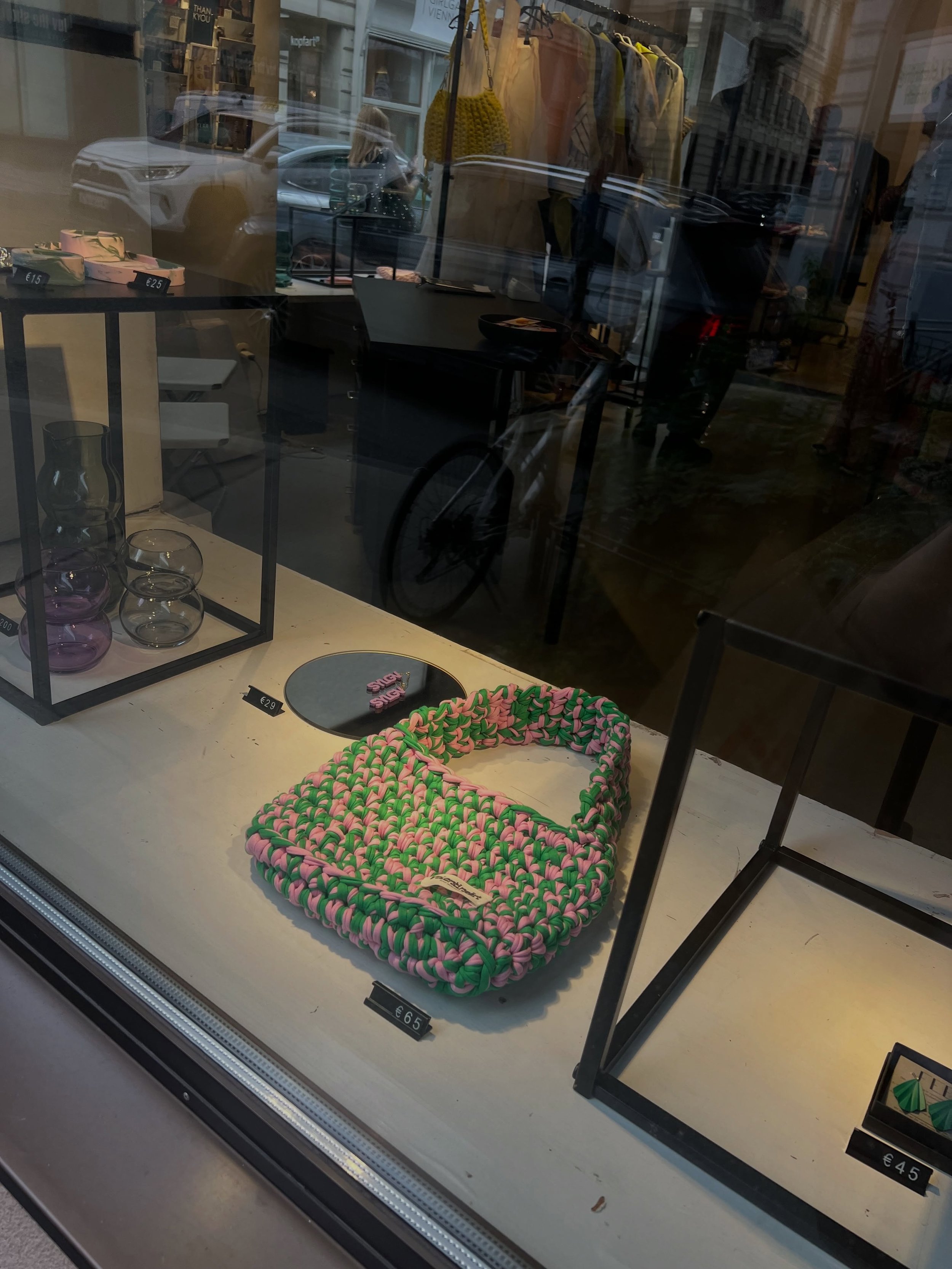 A little reminder: you can still shop our handmade crochet bags until June 20 at the exhibition space on Gumdendorfer Stra&szlig;e 23, 1060 ✨

Hosted by @supportyourlocalgirlgangvienna , the space brings together a curated selection of women-owned br
