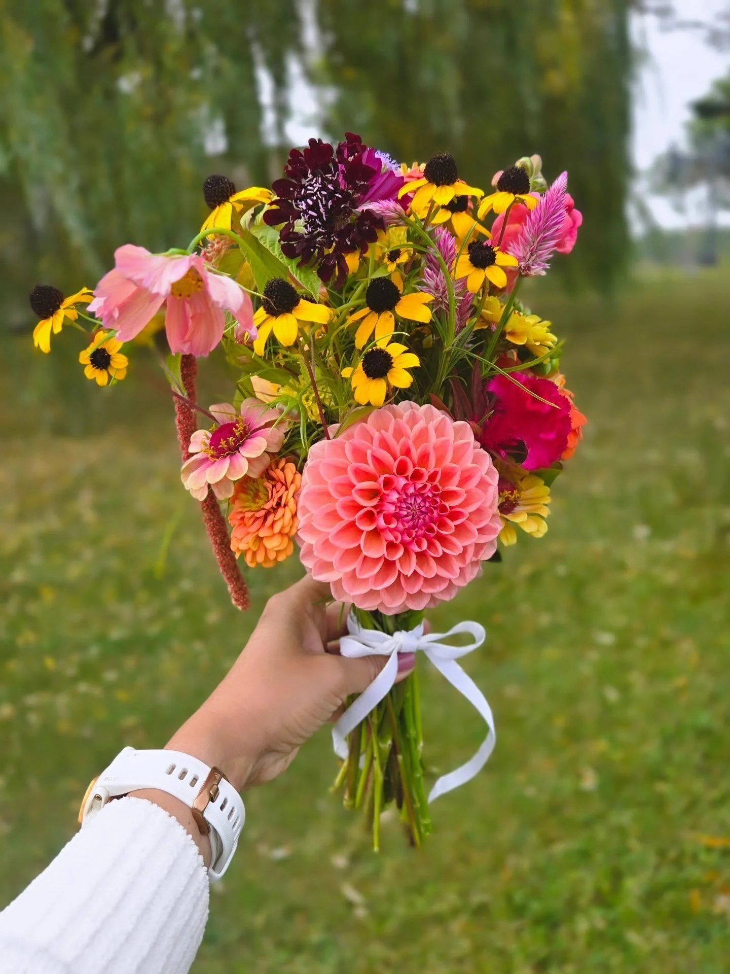 Planning a wedding or special event for 2026? We&rsquo;ve got your flowers.

DIY celebrations have never looked so beautiful. We proudly offer locally grown, seasonal cut flowers&mdash;perfect for bud vases, petite arrangements, and thoughtfully styl