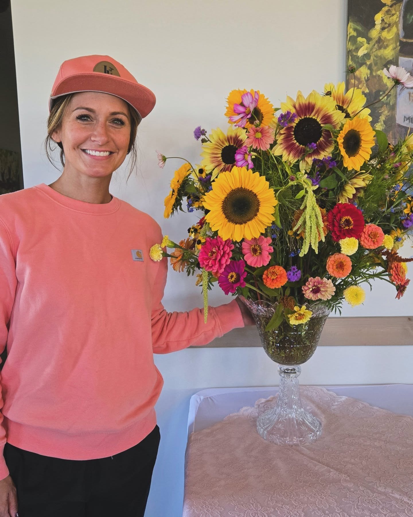 9 more days til' Christmas!

Today we are highlighting our wedding related arrangements!

We love celebrating love.
From intimate weddings to small events, we offer seasonal floral options that feel intentional, natural, and elevated&mdash;perfect if