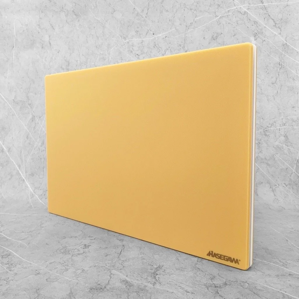 Non-toxic rubber cutting board